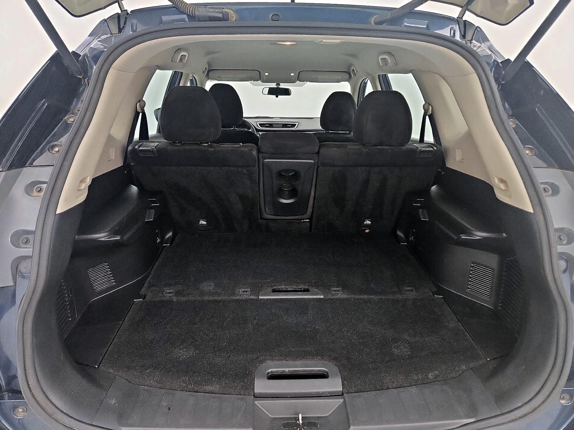 Thumbnail: 2015 Nissan Rogue - 20