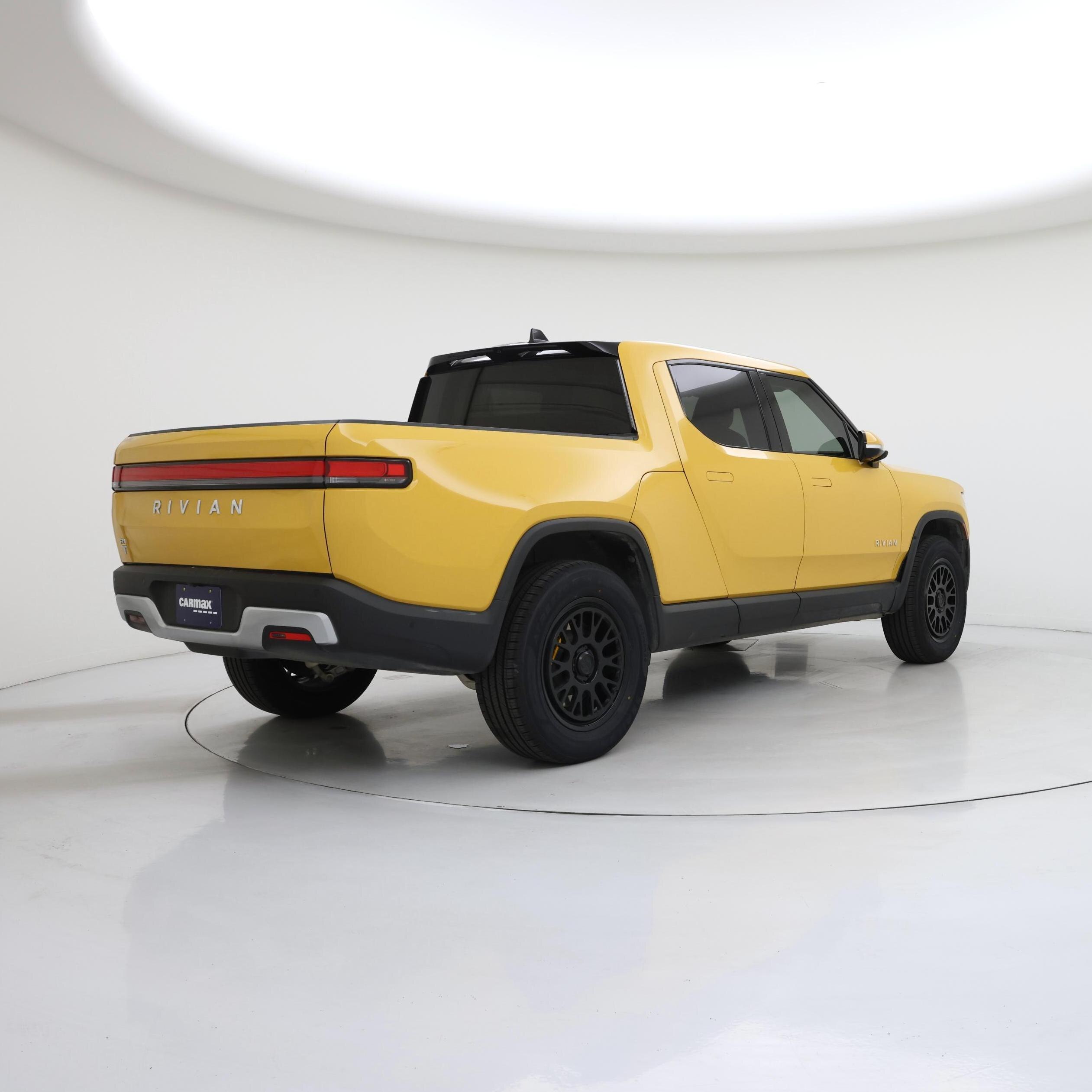 Thumbnail: 2023 Rivian R1T - 8