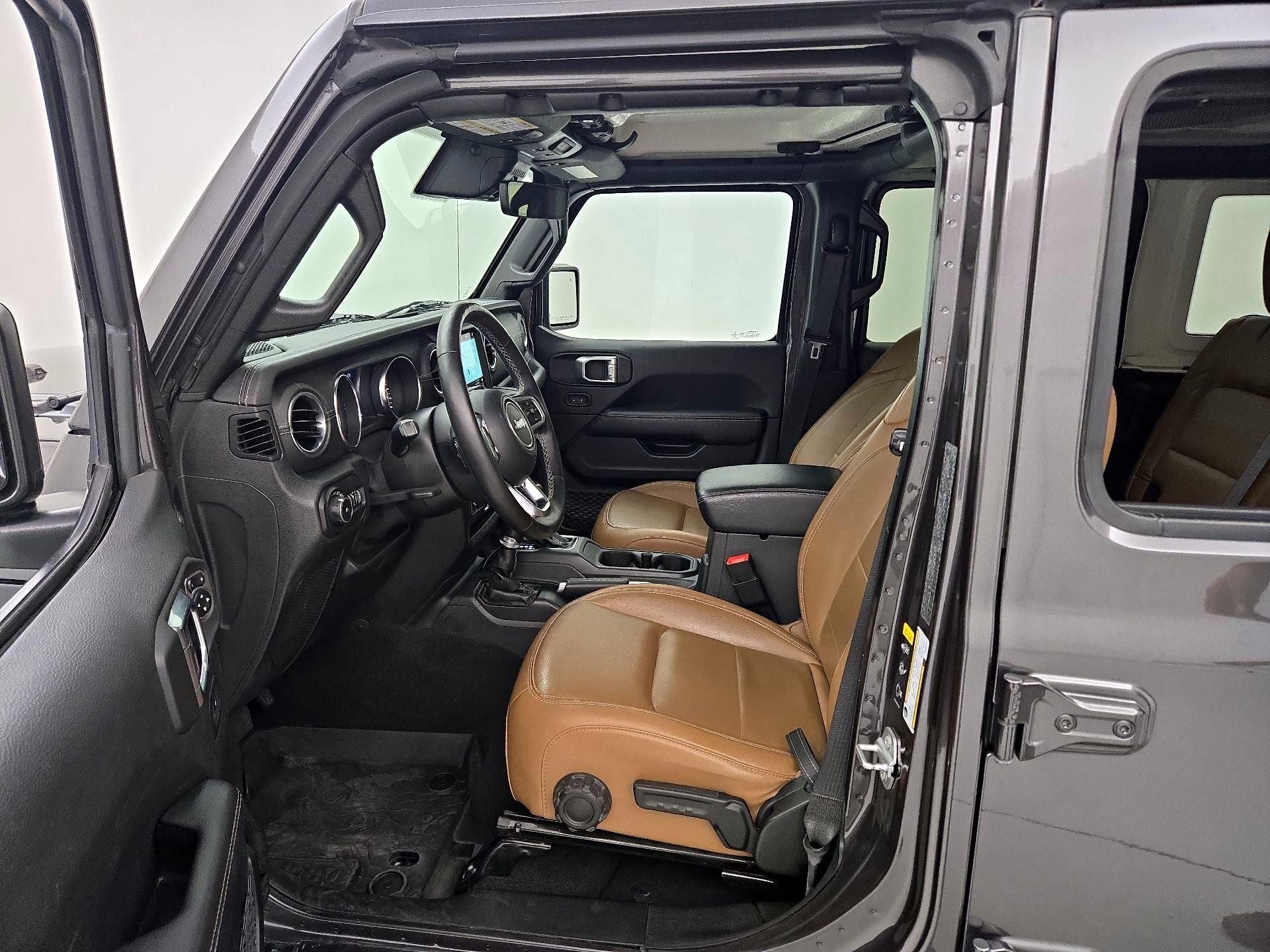 Thumbnail: 2021 Jeep Wrangler - 11