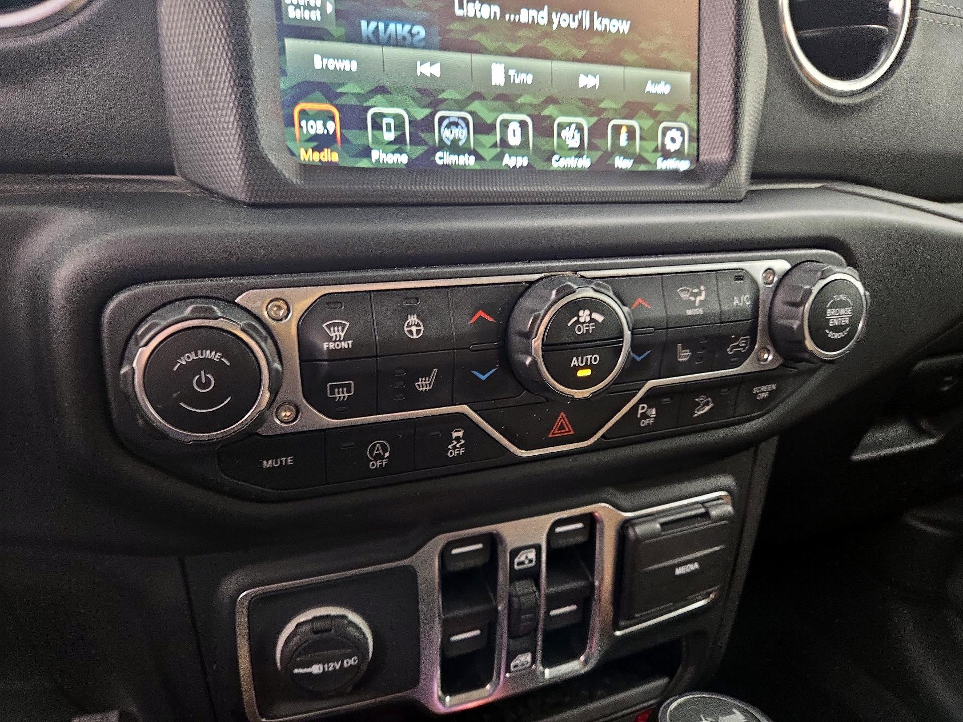 Thumbnail: 2021 Jeep Wrangler - 17