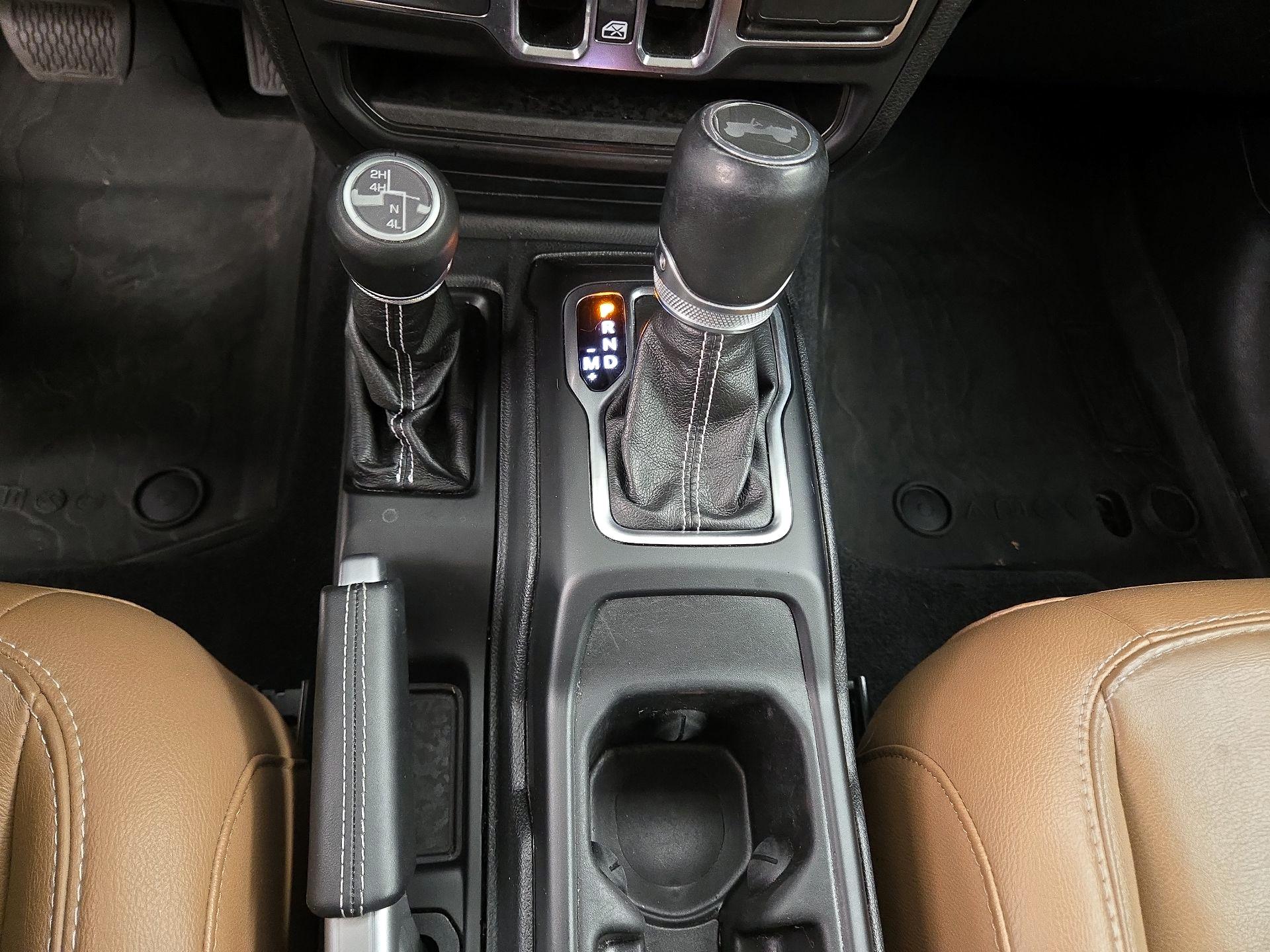 Thumbnail: 2021 Jeep Wrangler - 18
