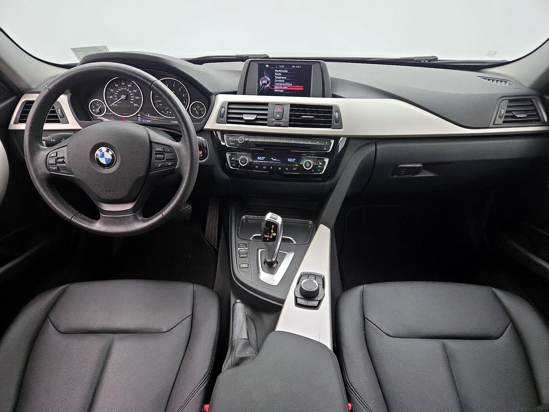 Thumbnail: 2017 BMW 3 Series - 9