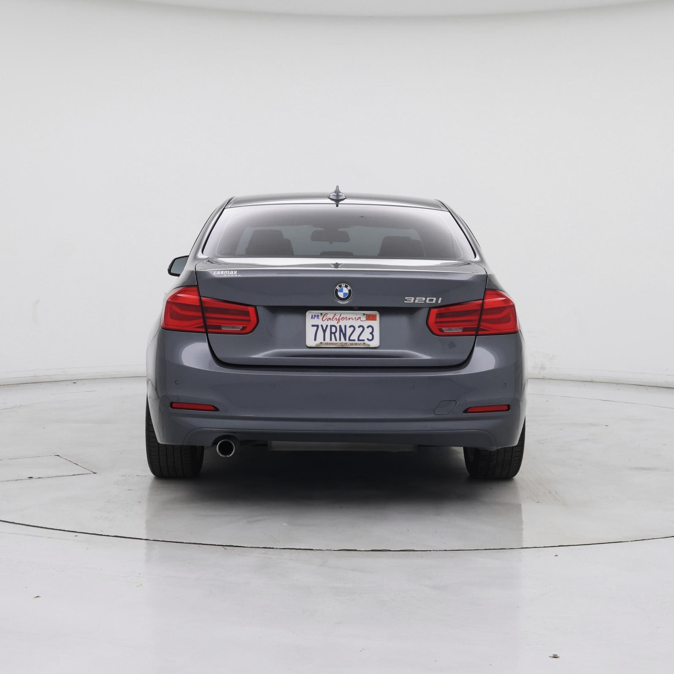 Thumbnail: 2017 BMW 3 Series - 6