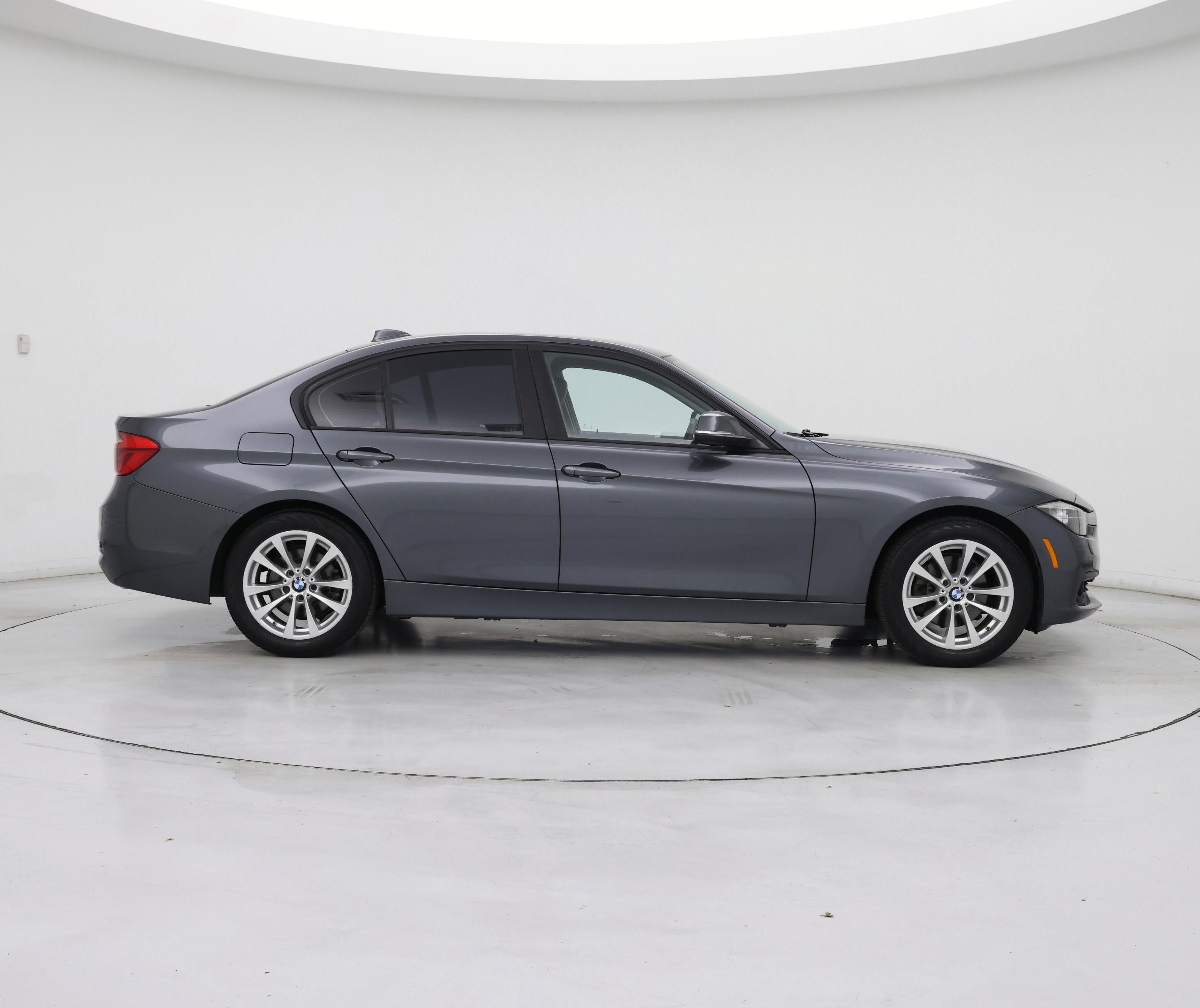 Thumbnail: 2017 BMW 3 Series - 7