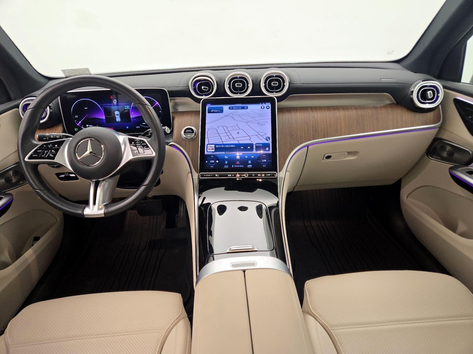 2023 Mercedes-Benz GLC GLC 300 - Photo 10