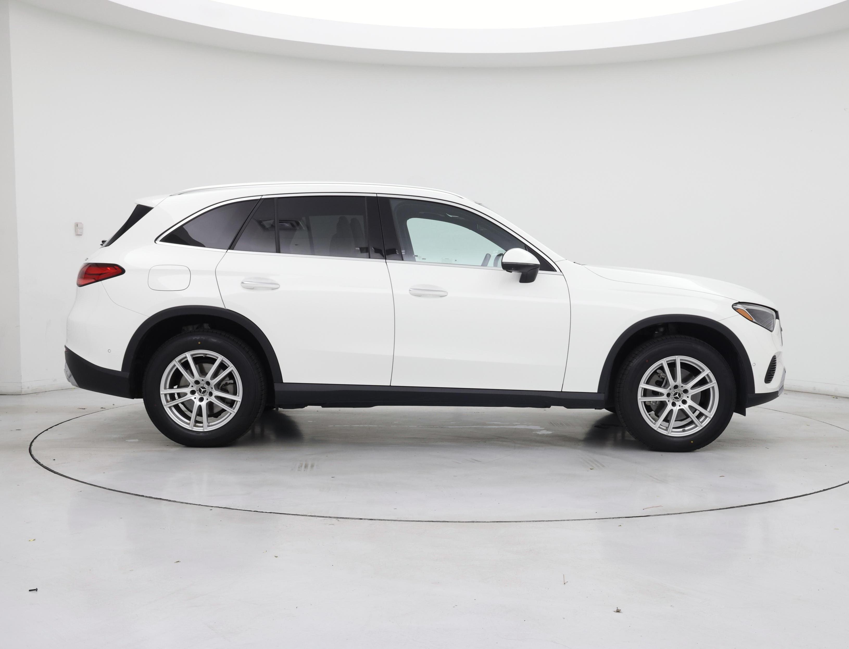 Thumbnail: 2023 Mercedes-Benz GLC - 7