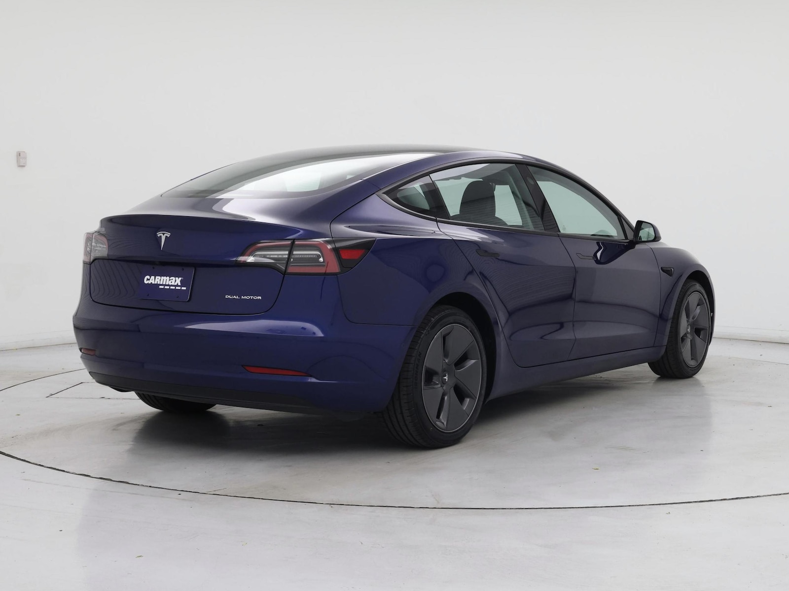 2022 Tesla Model 3 Long Range - Photo 9