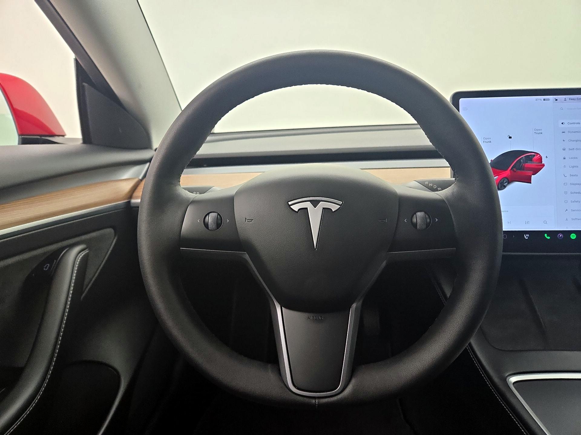 Thumbnail: 2021 Tesla Model 3 - 10