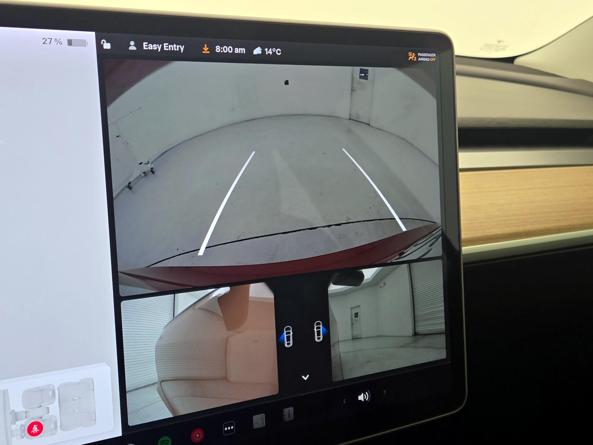Thumbnail: 2021 Tesla Model 3 - 14