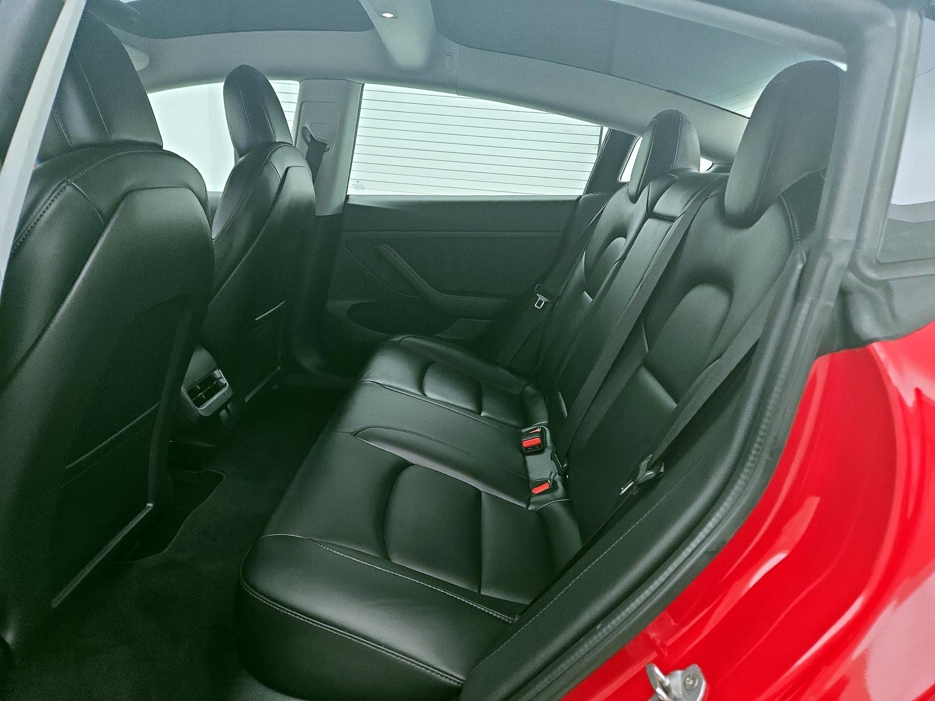 Thumbnail: 2021 Tesla Model 3 - 18