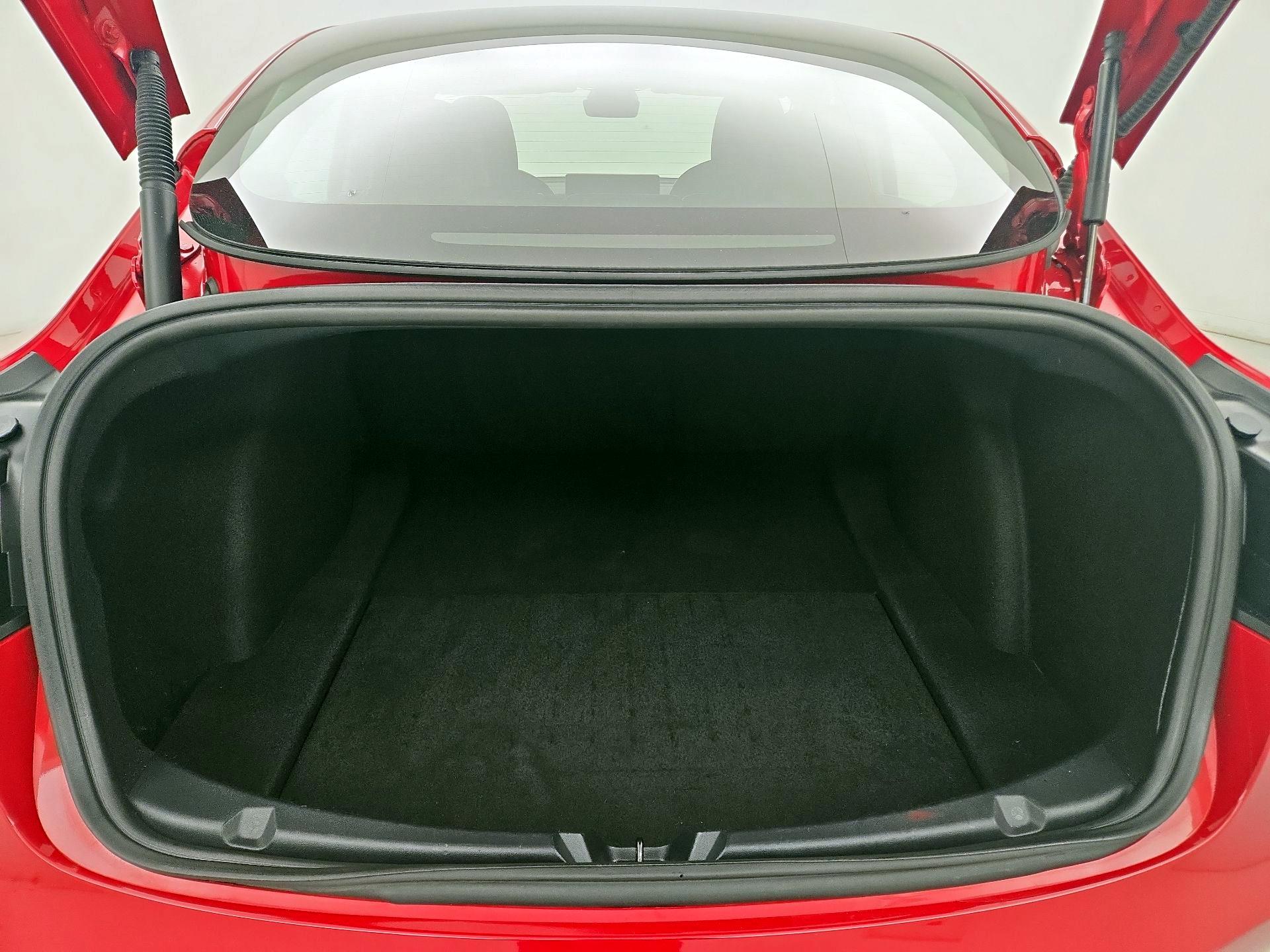 Thumbnail: 2021 Tesla Model 3 - 19