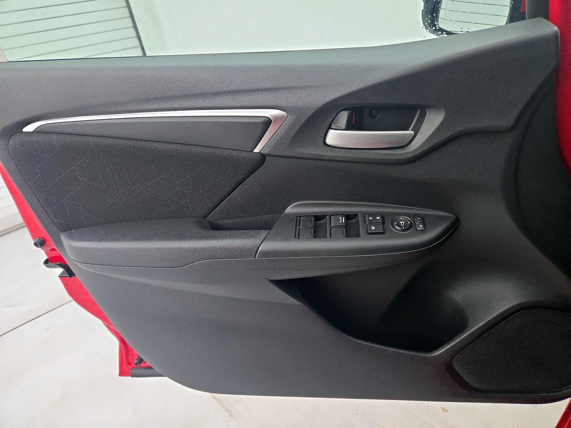 Thumbnail: 2015 Honda Fit - 12