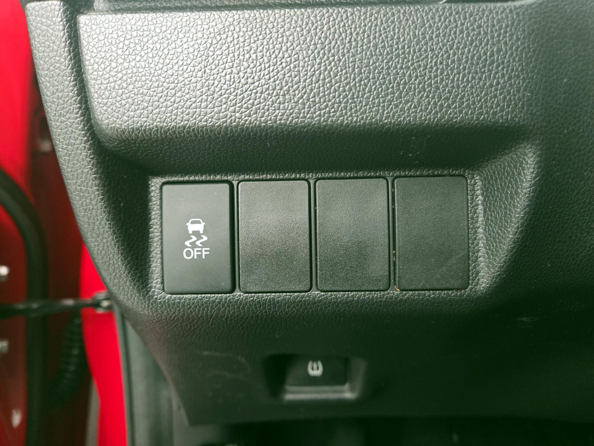 Thumbnail: 2015 Honda Fit - 13