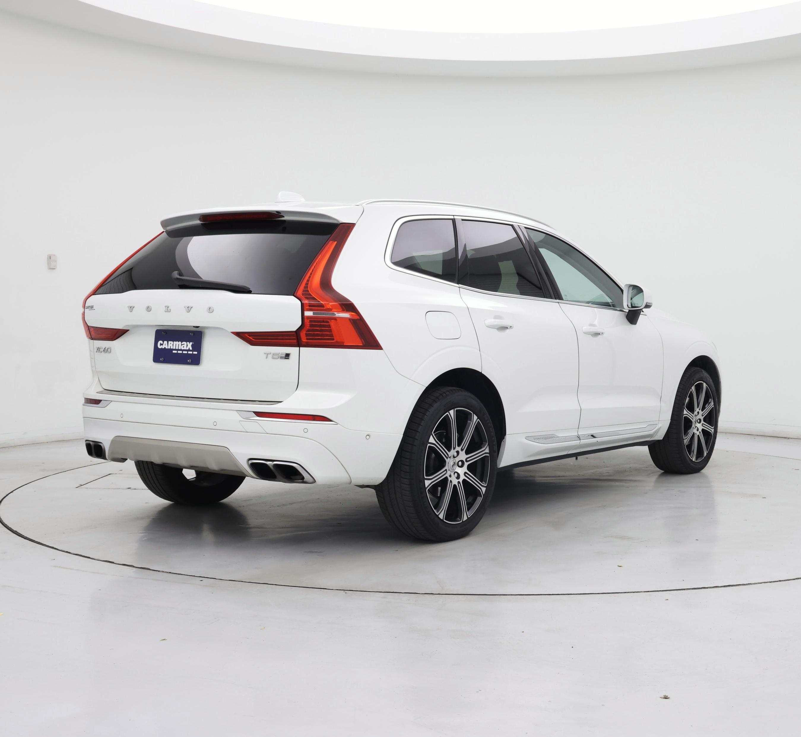 Thumbnail: 2019 Volvo XC60 - 8