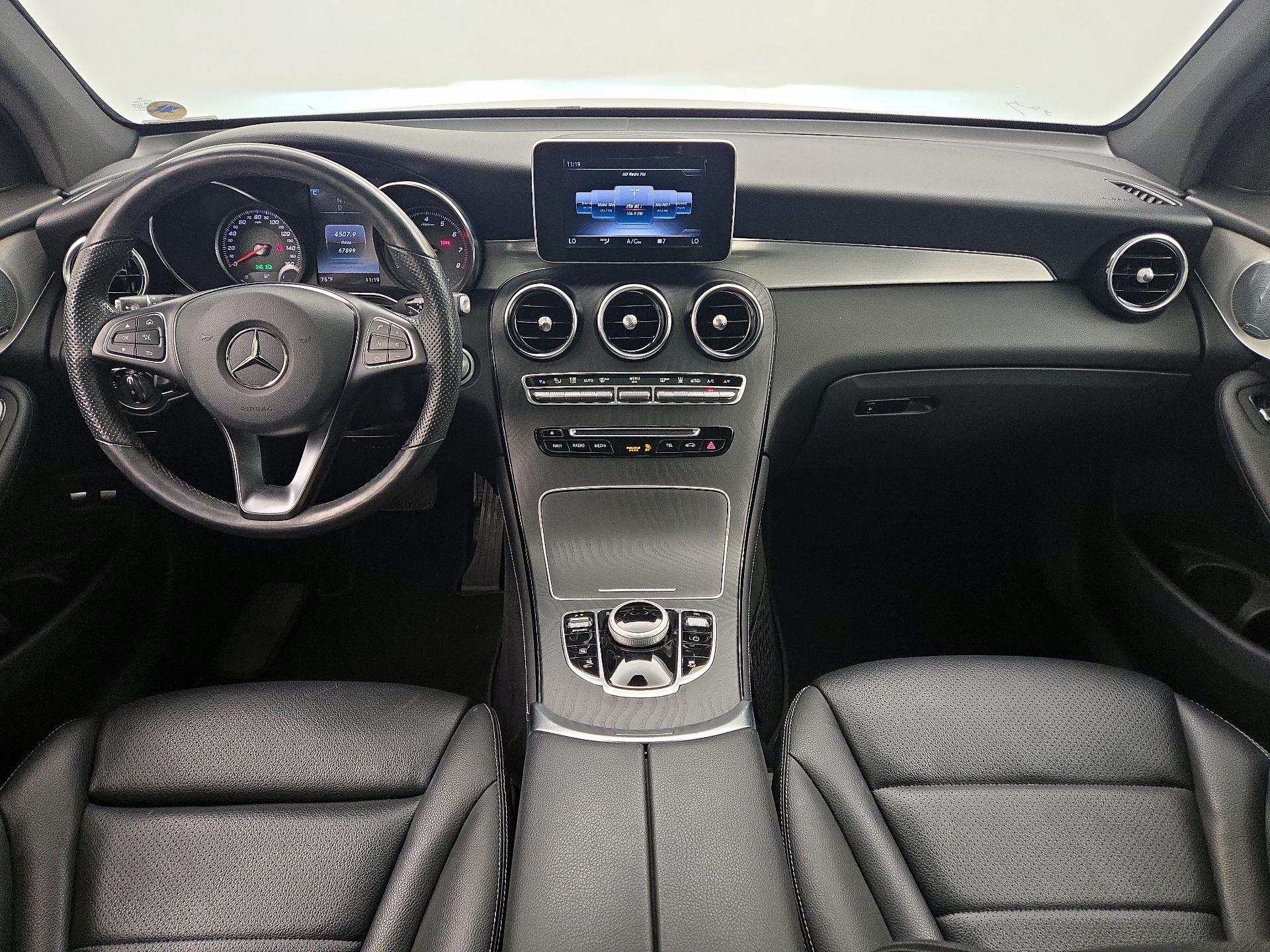 Thumbnail: 2019 Mercedes-Benz GLC - 9