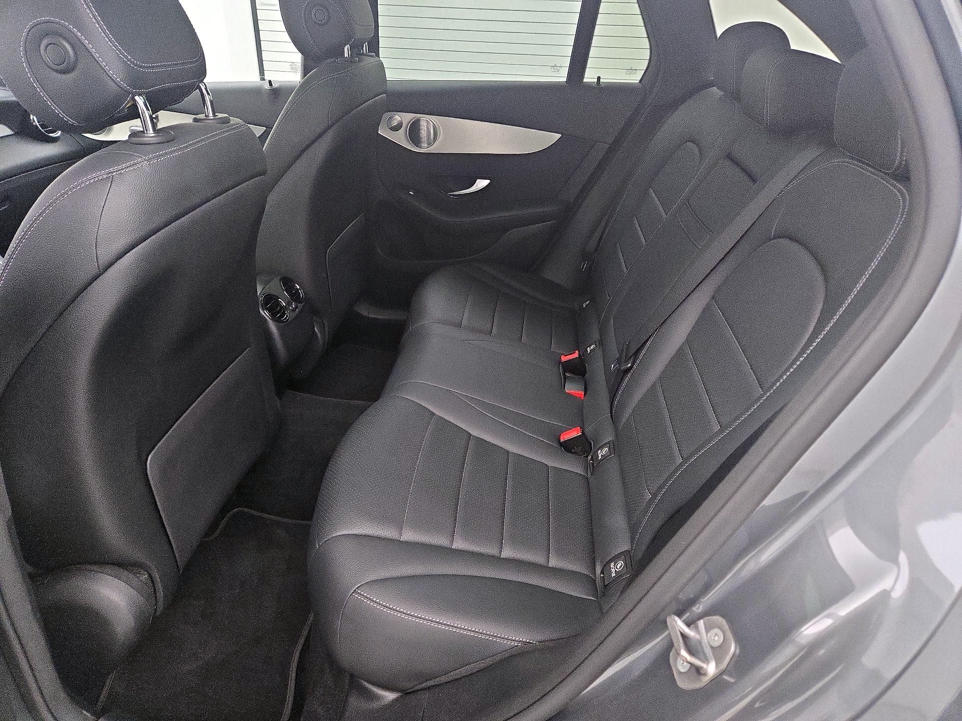 Thumbnail: 2019 Mercedes-Benz GLC - 19