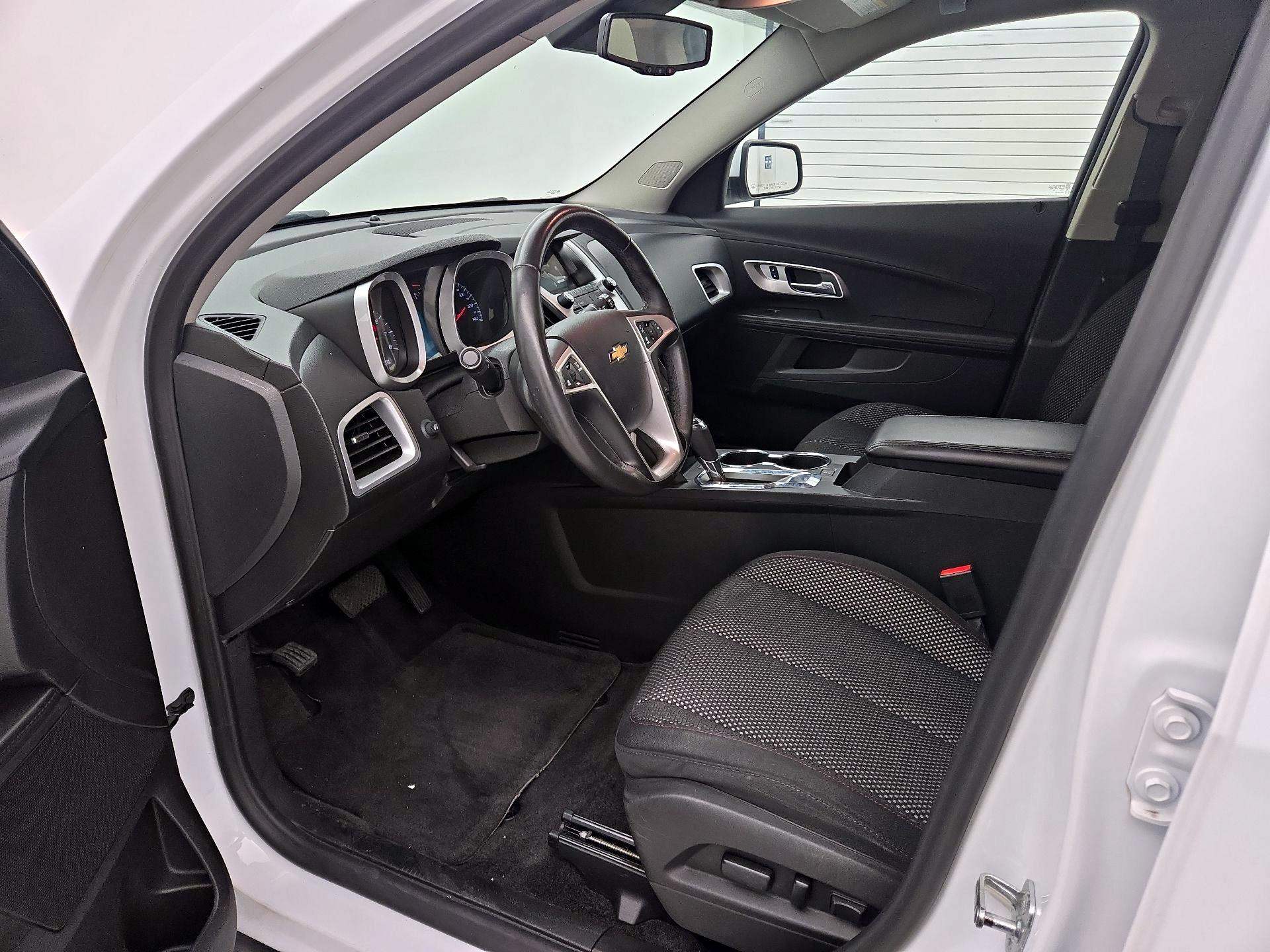Thumbnail: 2016 Chevrolet Equinox - 11