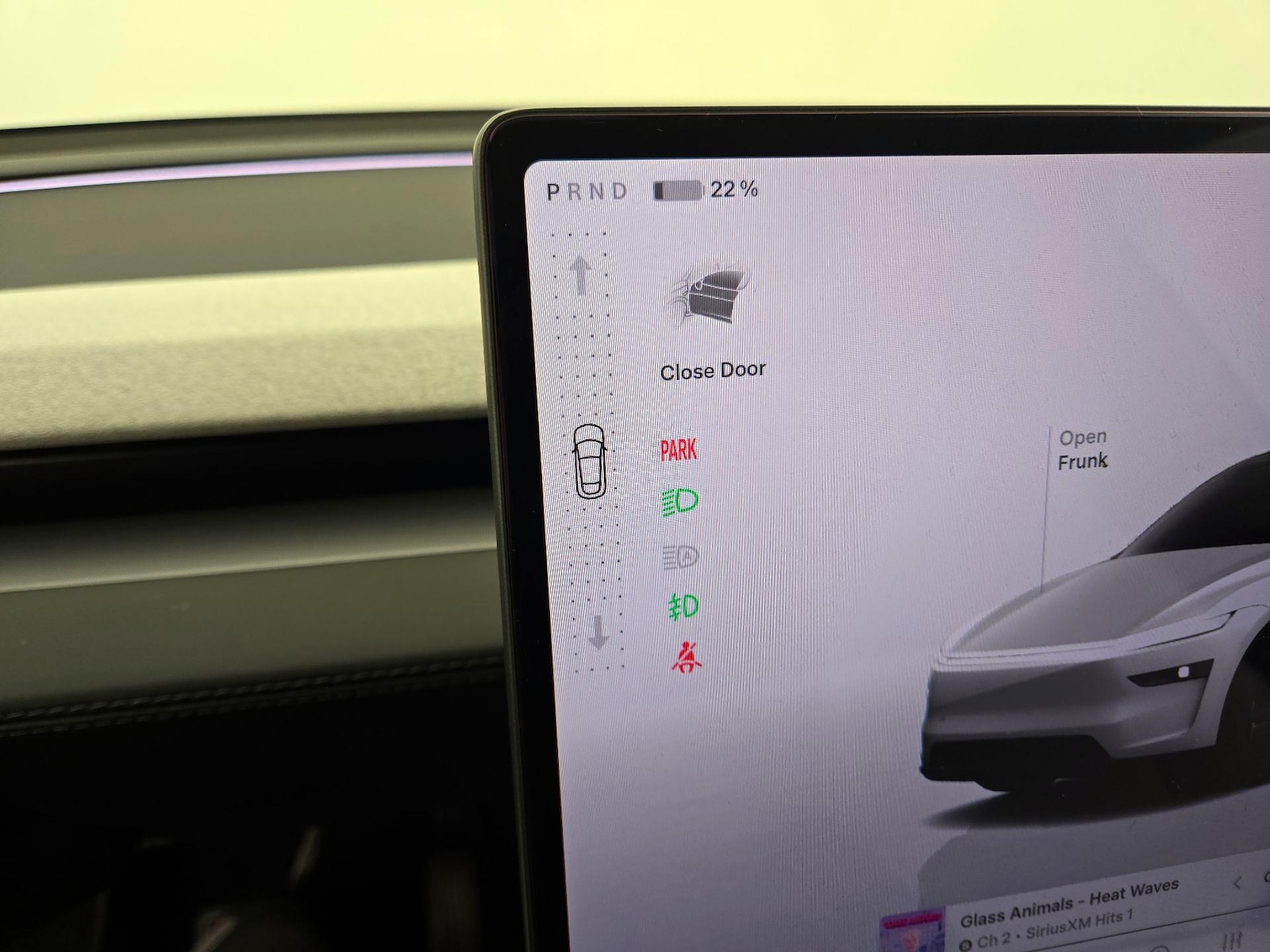 2026 Tesla Model Y Long Range - Photo 18