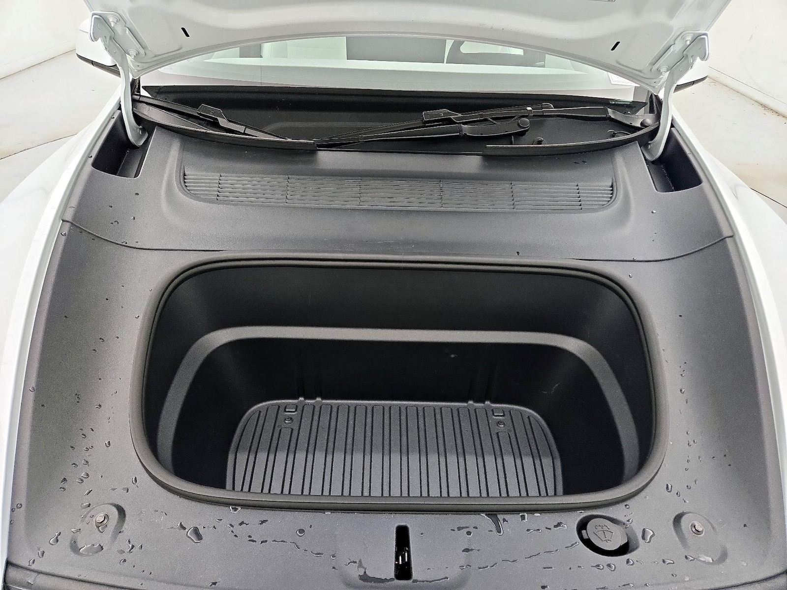 2026 Tesla Model Y Long Range - Photo 22