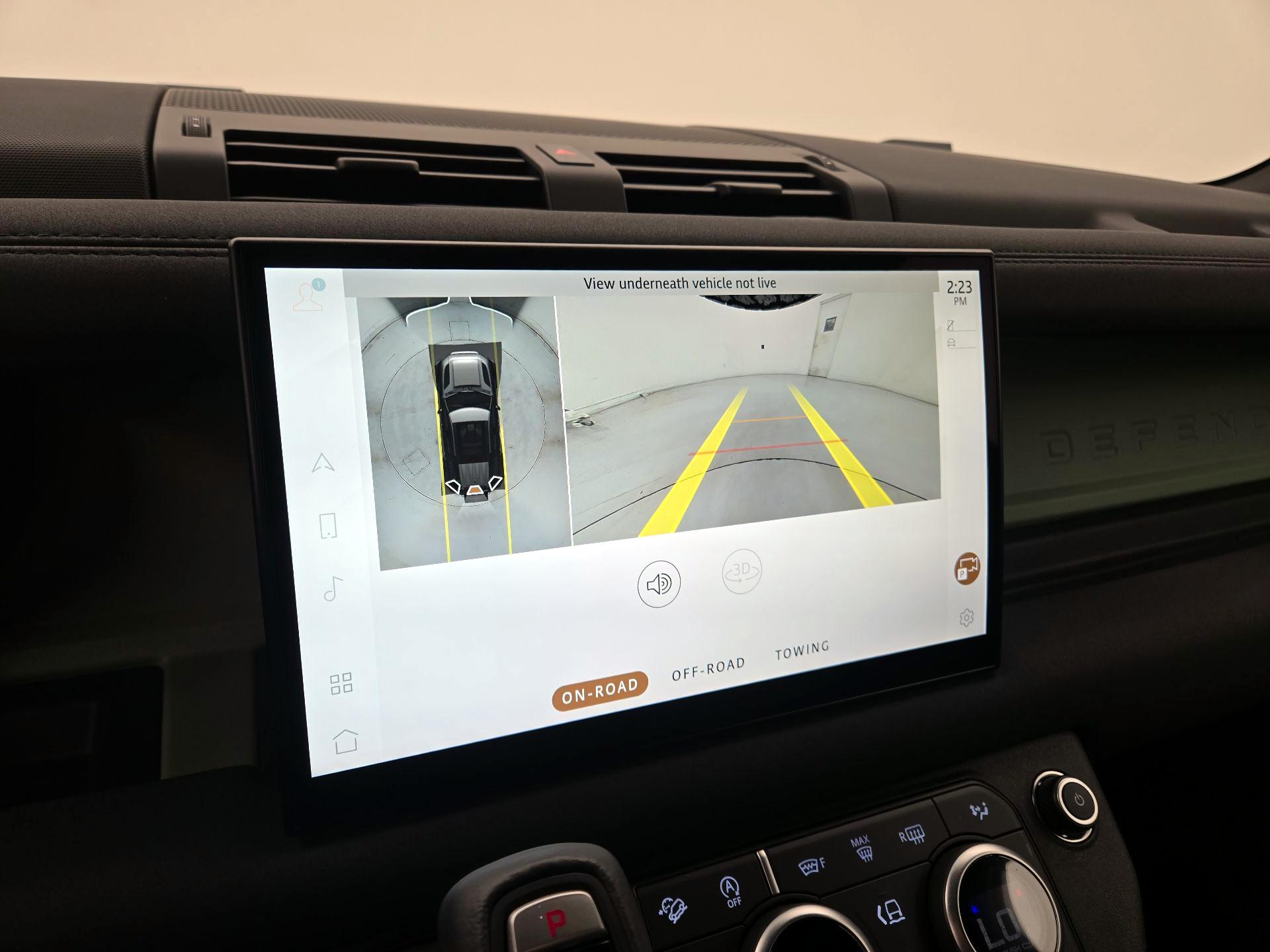 Thumbnail: 2023 Land Rover Defender - 15