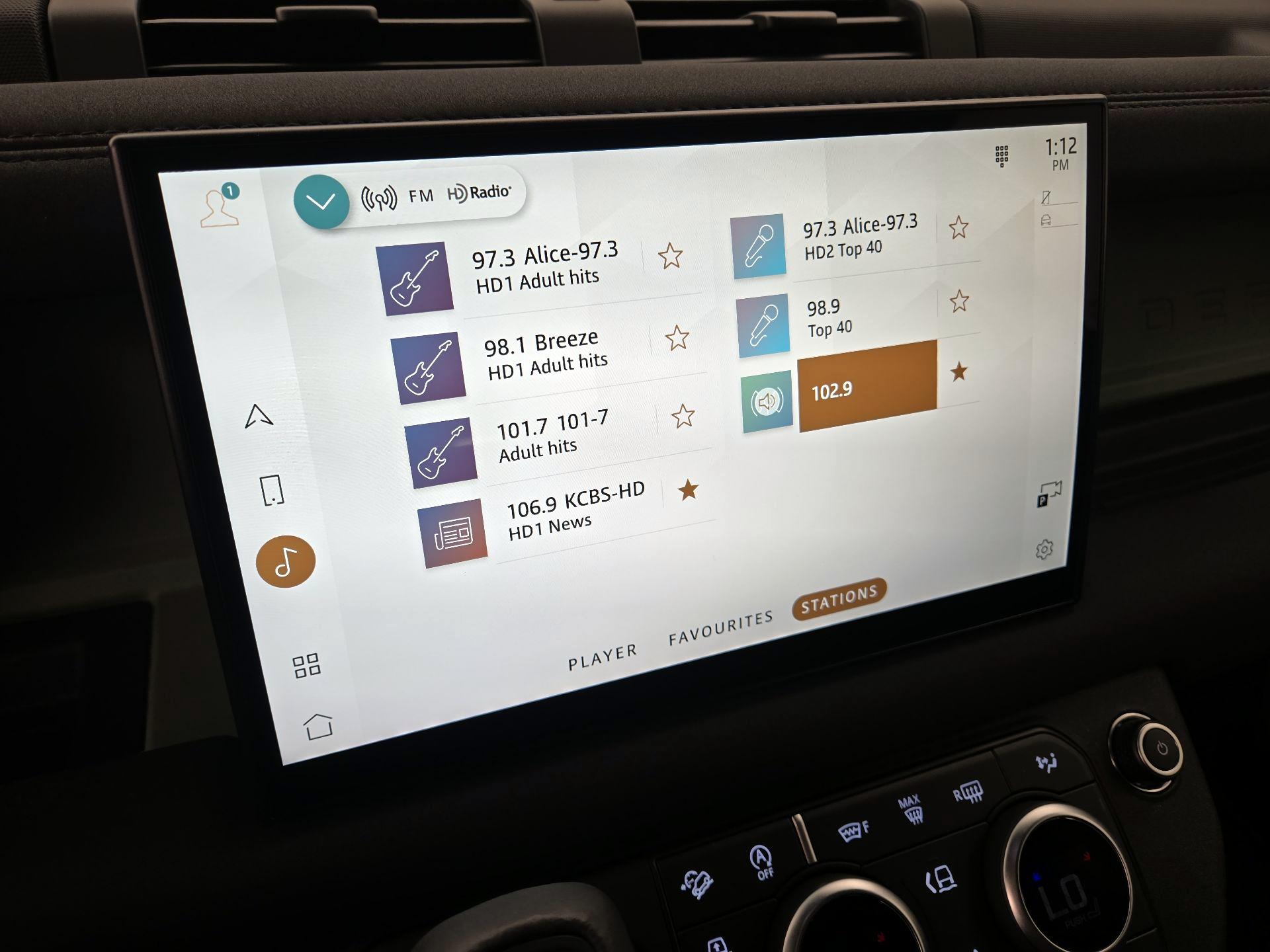 Thumbnail: 2023 Land Rover Defender - 16