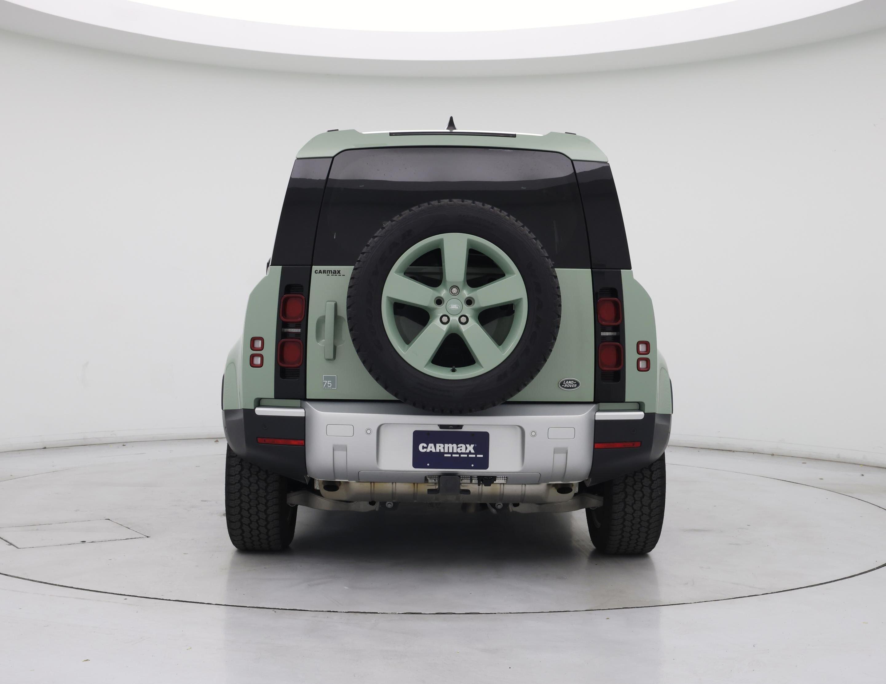 Thumbnail: 2023 Land Rover Defender - 6