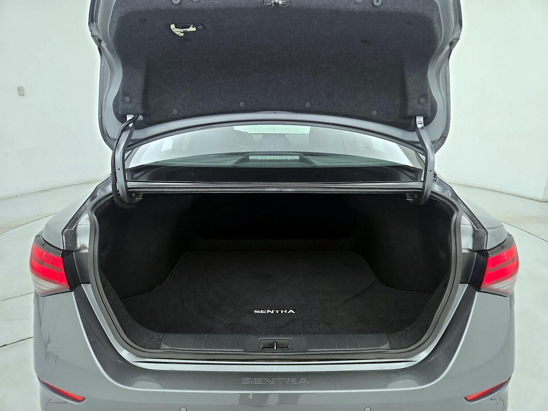 Thumbnail: 2022 Nissan Sentra - 20