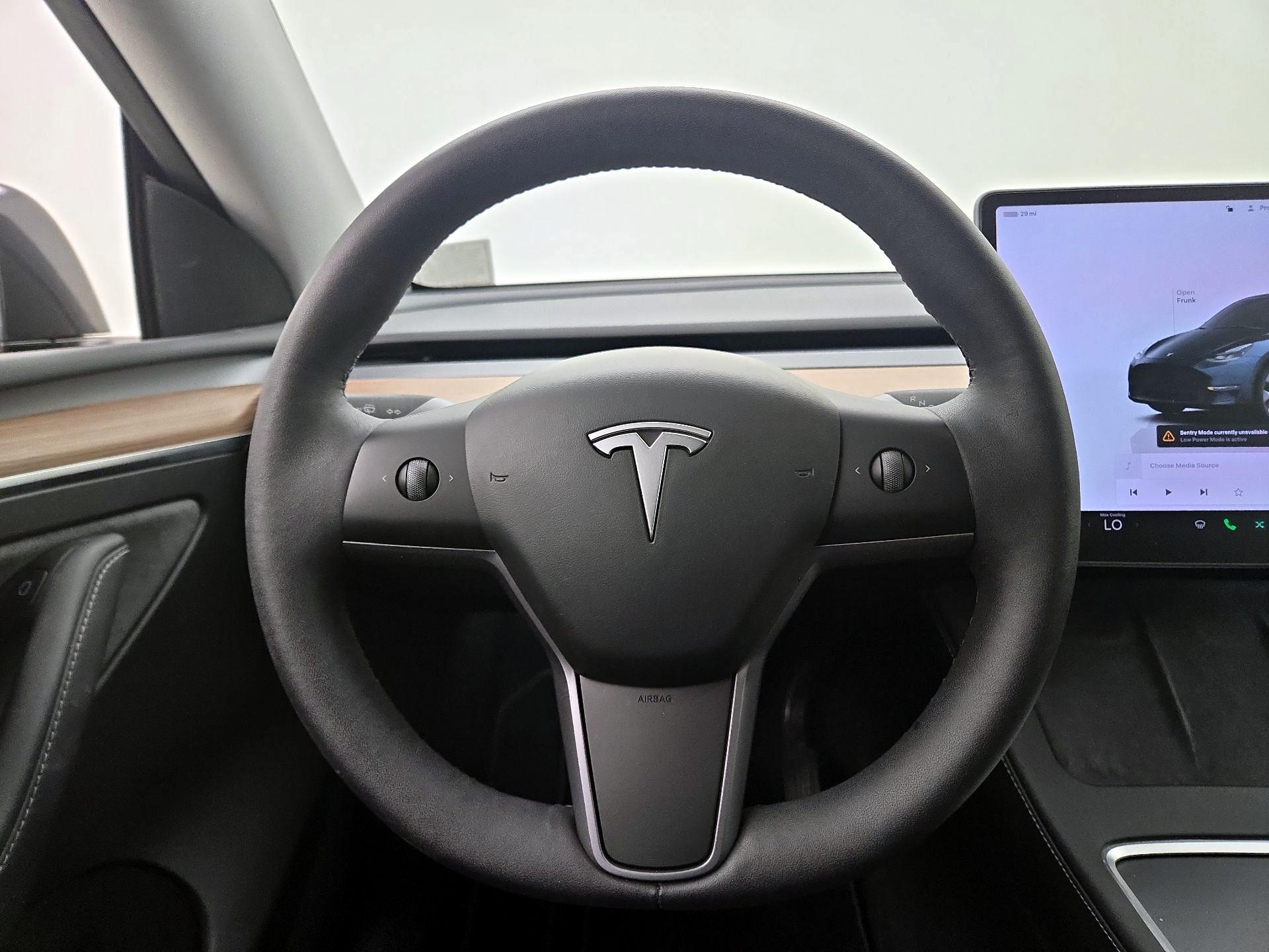 Thumbnail: 2024 Tesla Model Y - 10