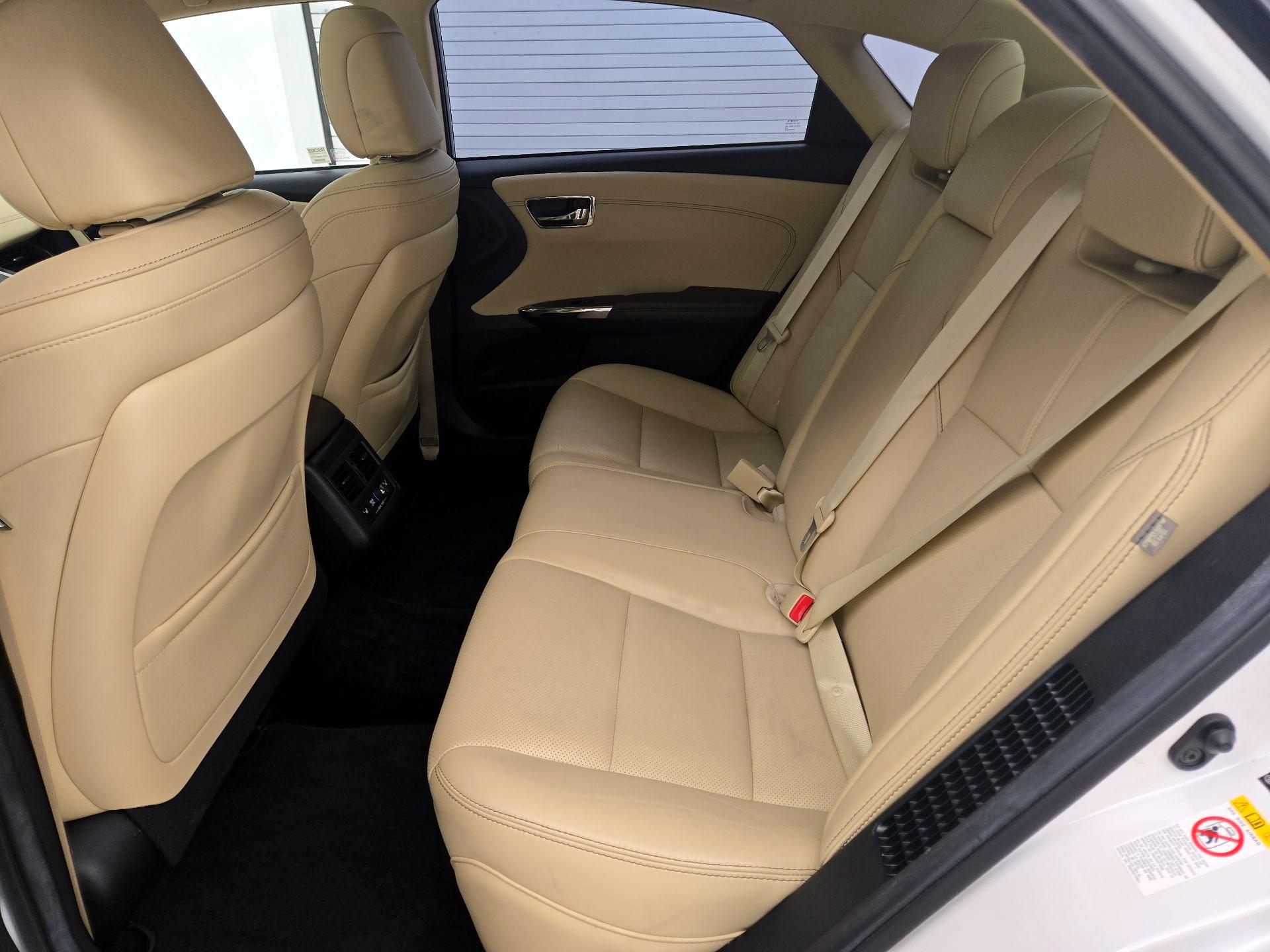 Thumbnail: 2016 Toyota Avalon - 19
