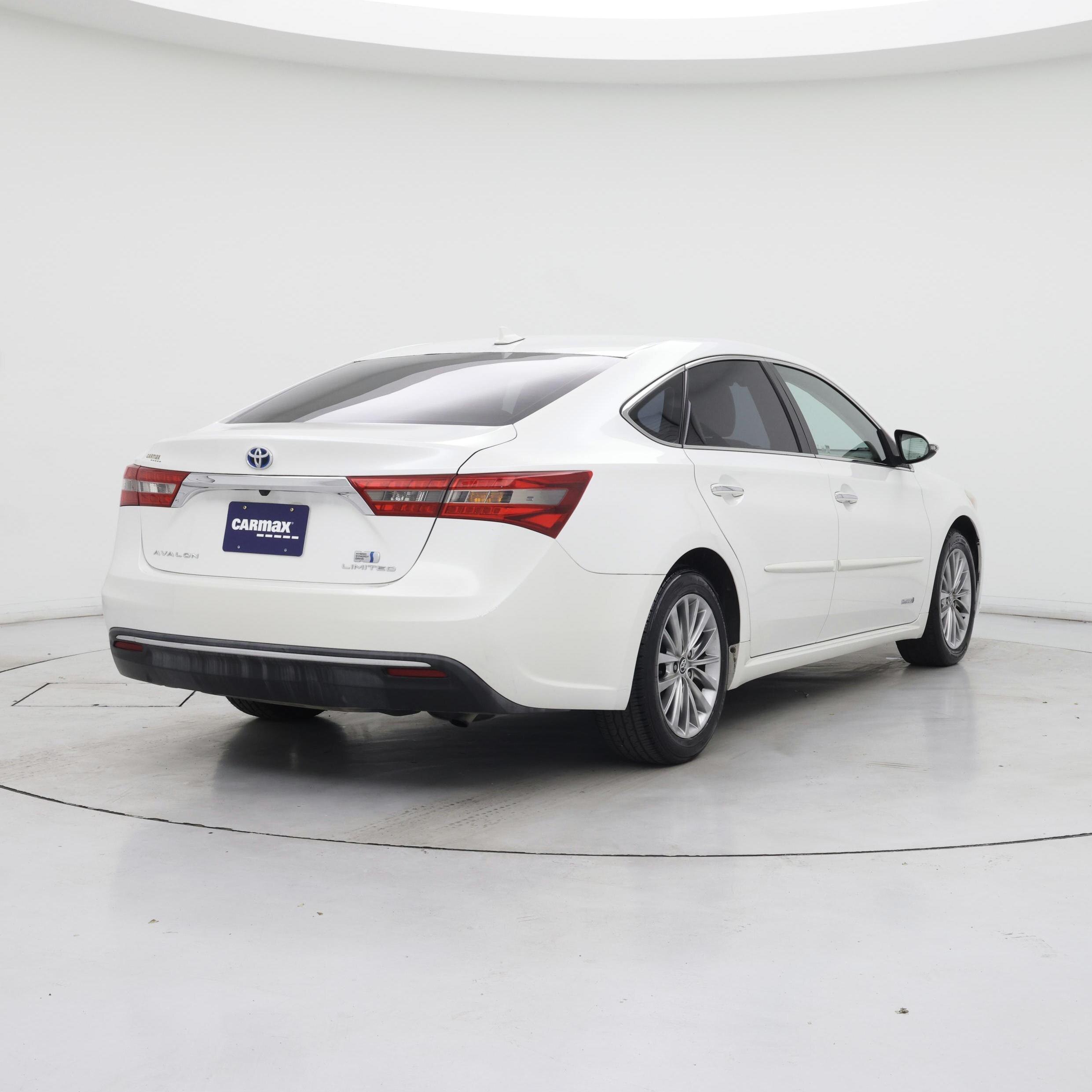 Thumbnail: 2016 Toyota Avalon - 8