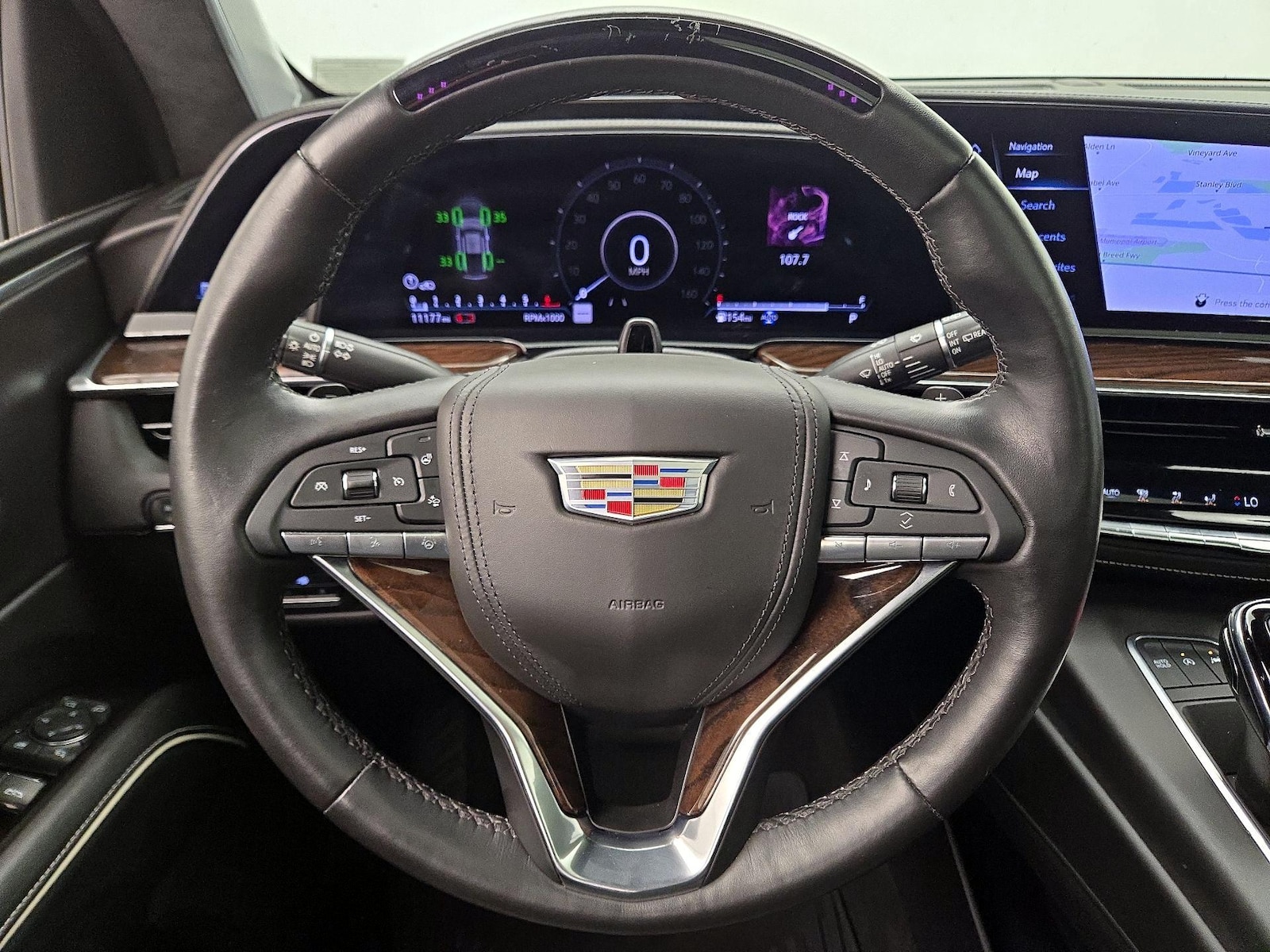 2022 Cadillac Escalade ESV Sport Platinum - Photo 11