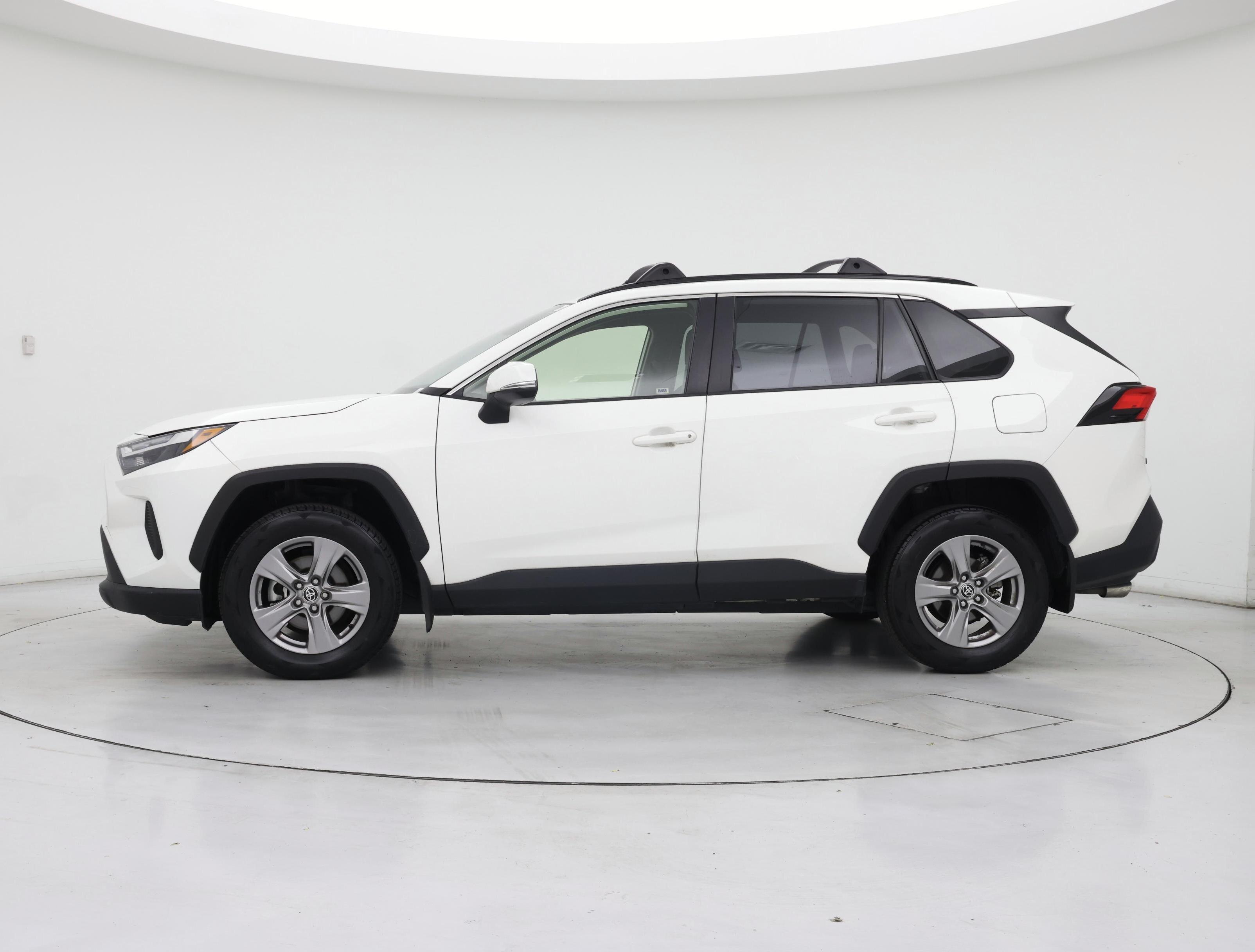 Thumbnail: 2024 Toyota RAV4 - 3