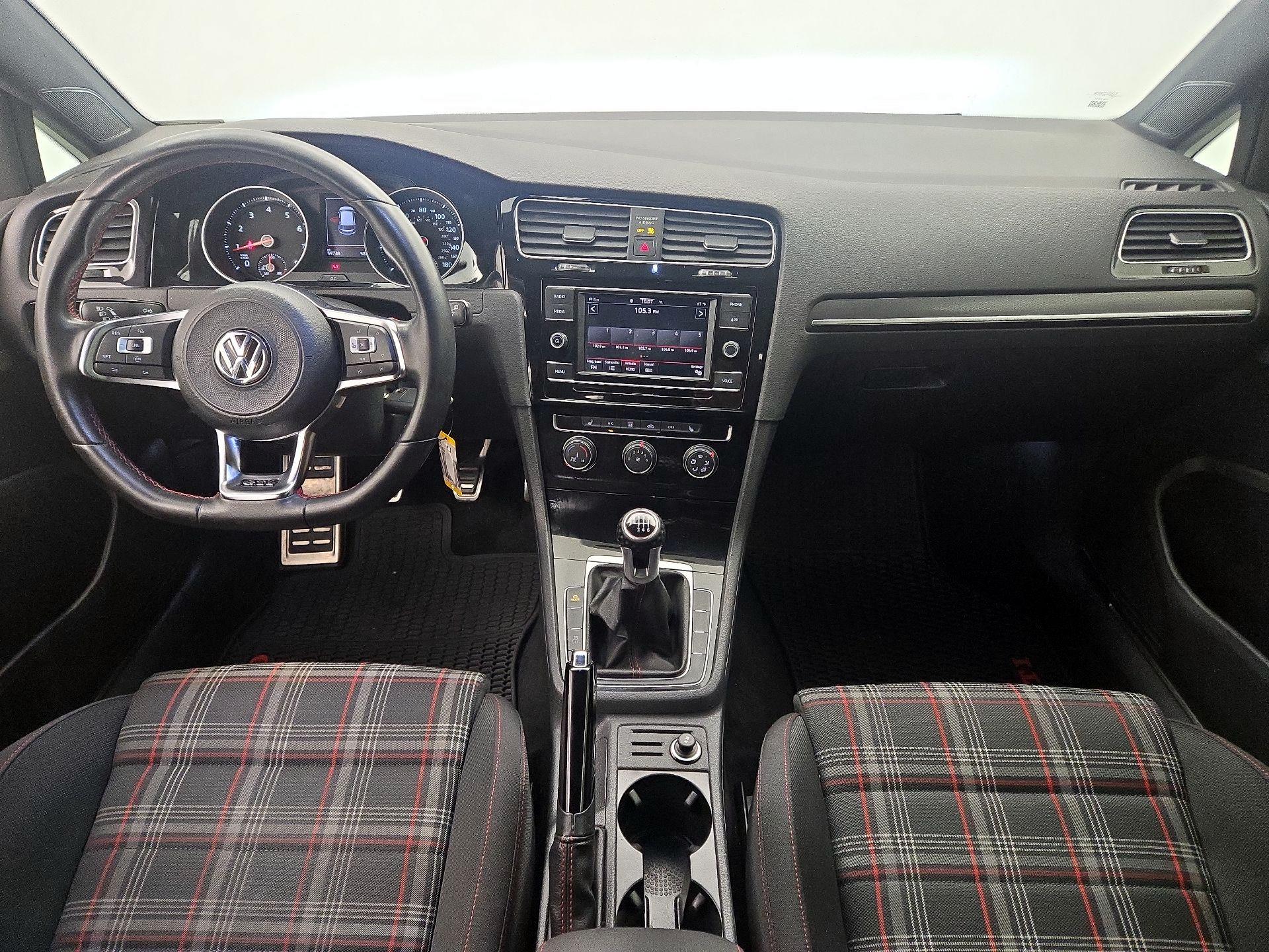 Thumbnail: 2020 Volkswagen Golf - 9