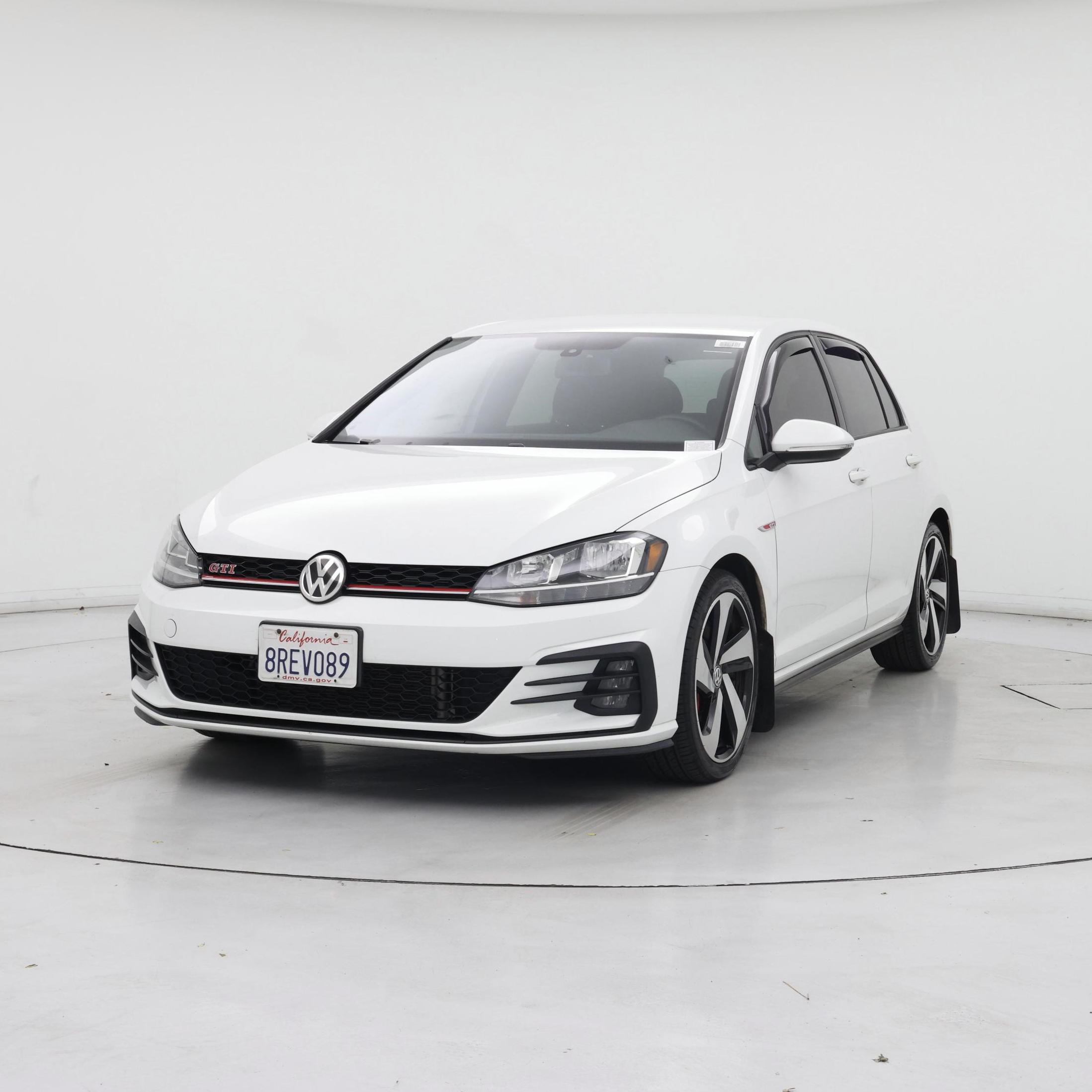 Thumbnail: 2020 Volkswagen Golf - 4