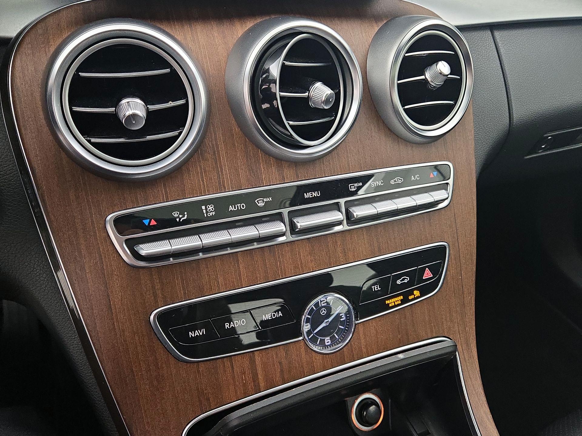 Thumbnail: 2019 Mercedes-Benz C-Class - 15