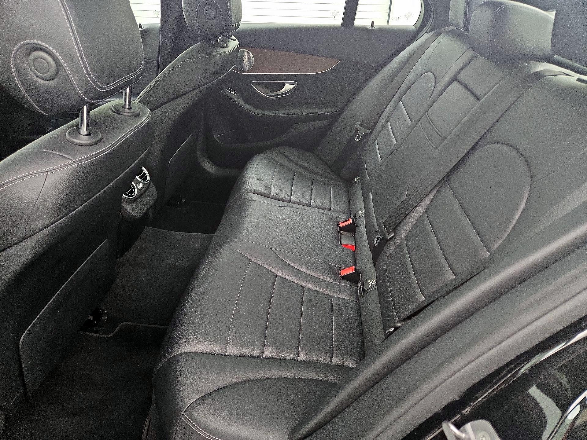 Thumbnail: 2019 Mercedes-Benz C-Class - 18