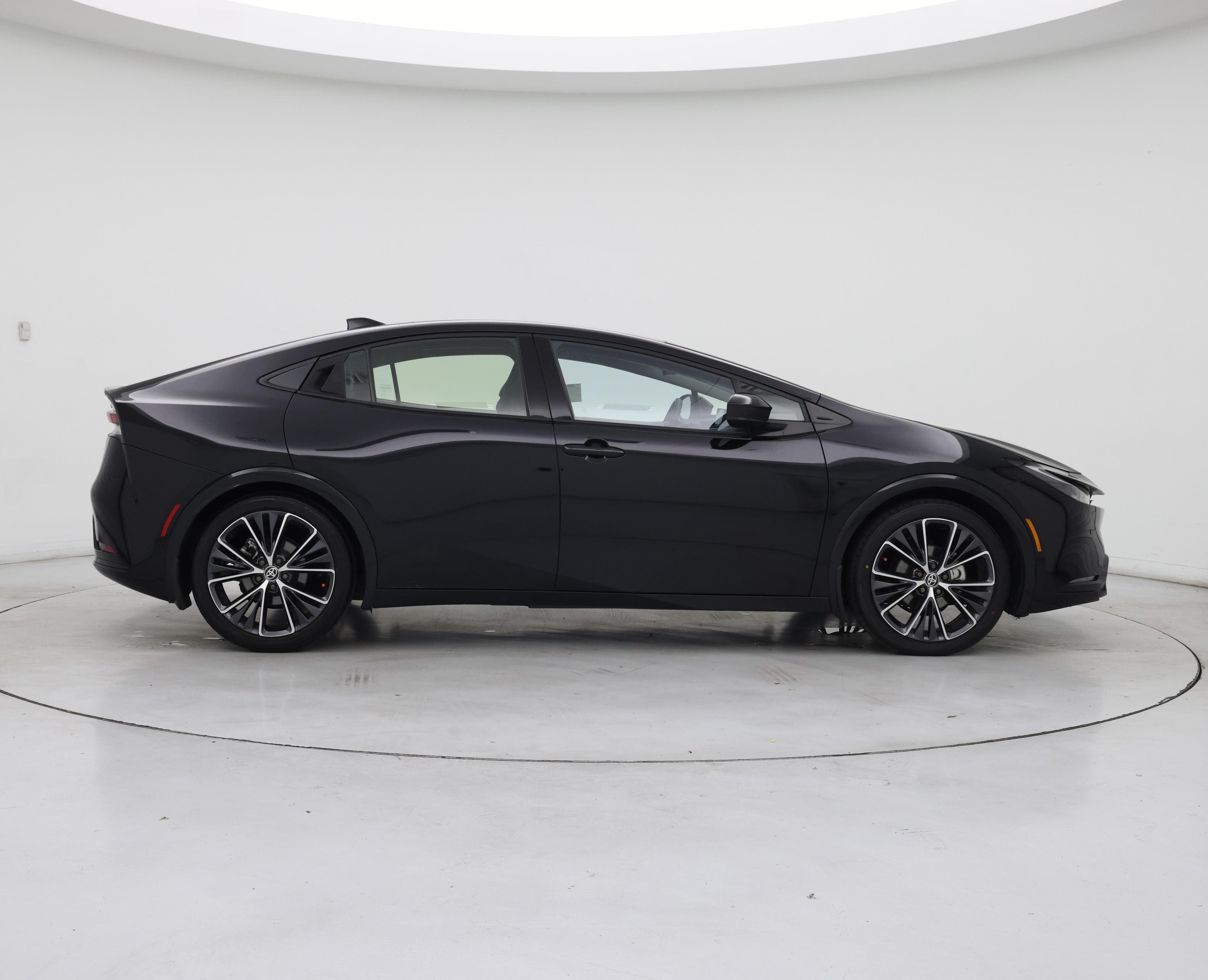 Thumbnail: 2024 Toyota Prius - 7