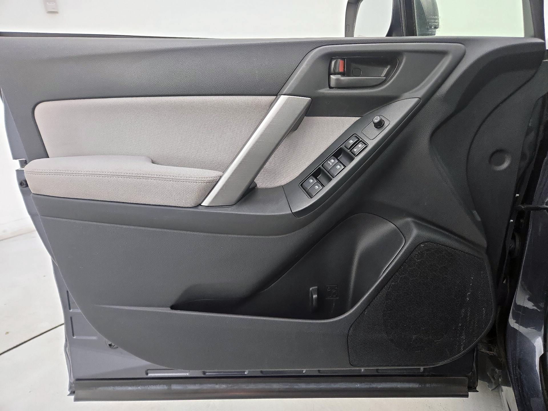 Thumbnail: 2014 Subaru Forester - 12