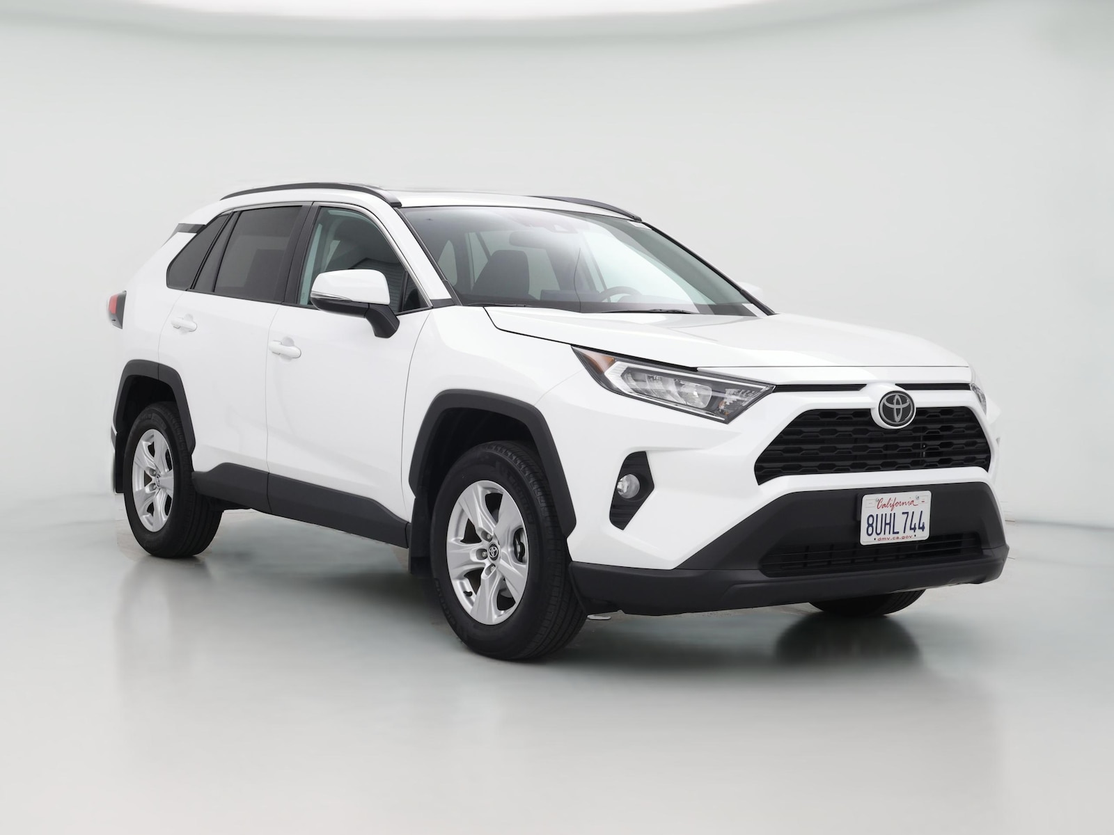 2021 Toyota RAV4 XLE - Photo 1