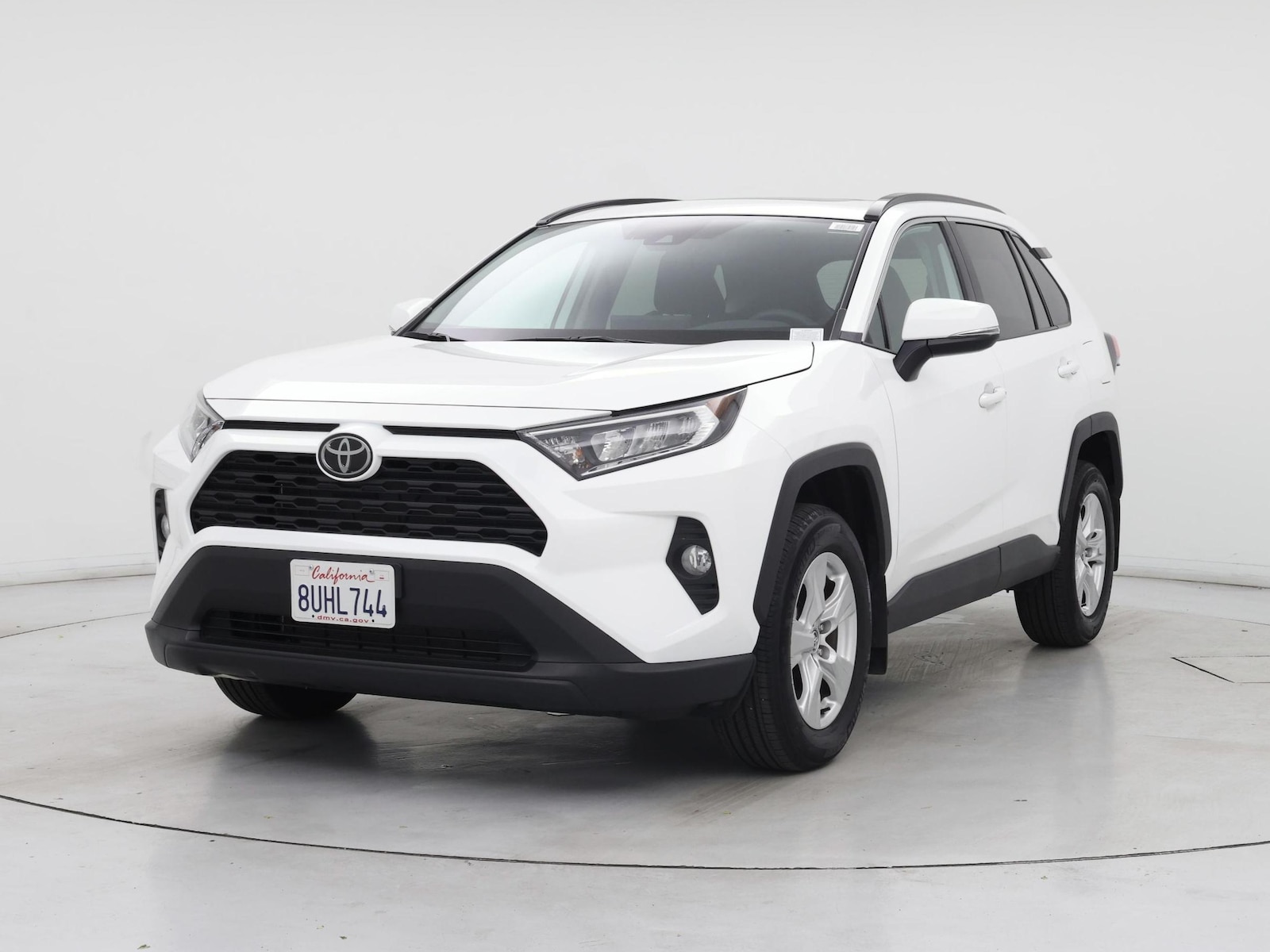 2021 Toyota RAV4 XLE - Photo 5