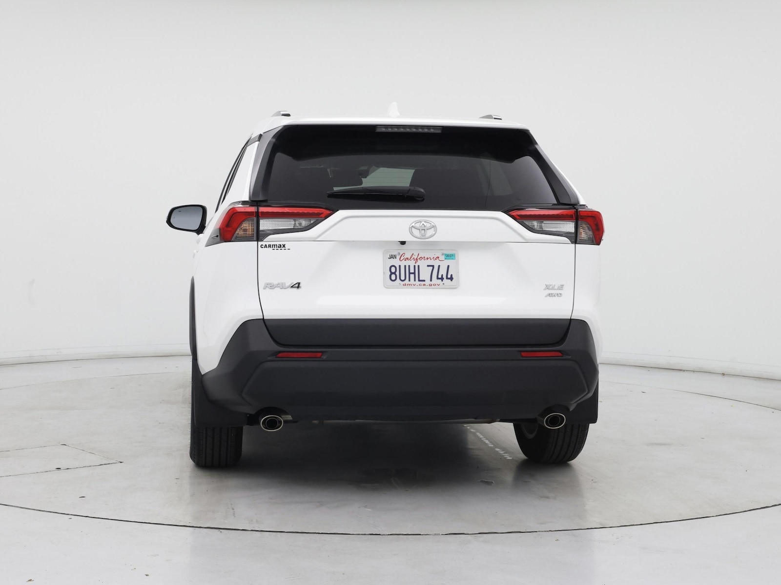 2021 Toyota RAV4 XLE - Photo 7