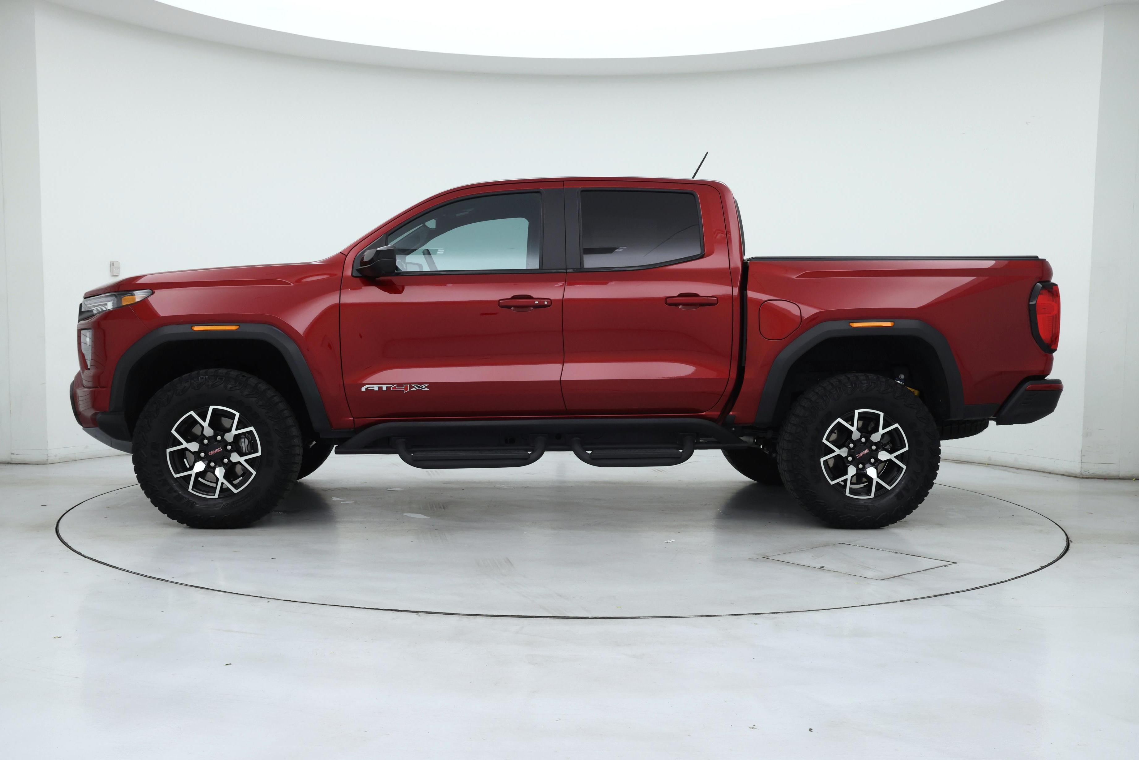 Thumbnail: 2024 GMC Canyon - 3