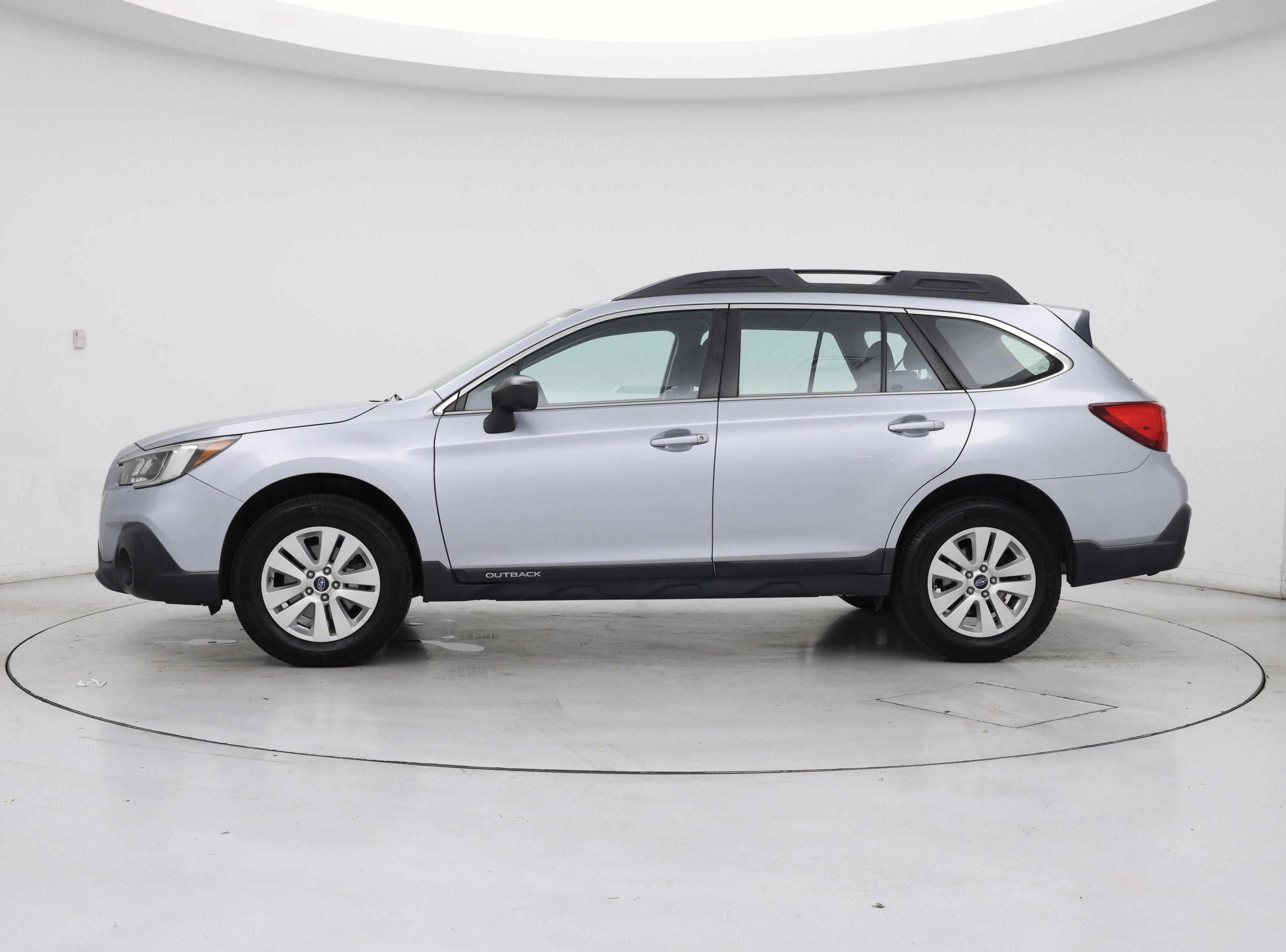 Thumbnail: 2018 Subaru Outback - 3