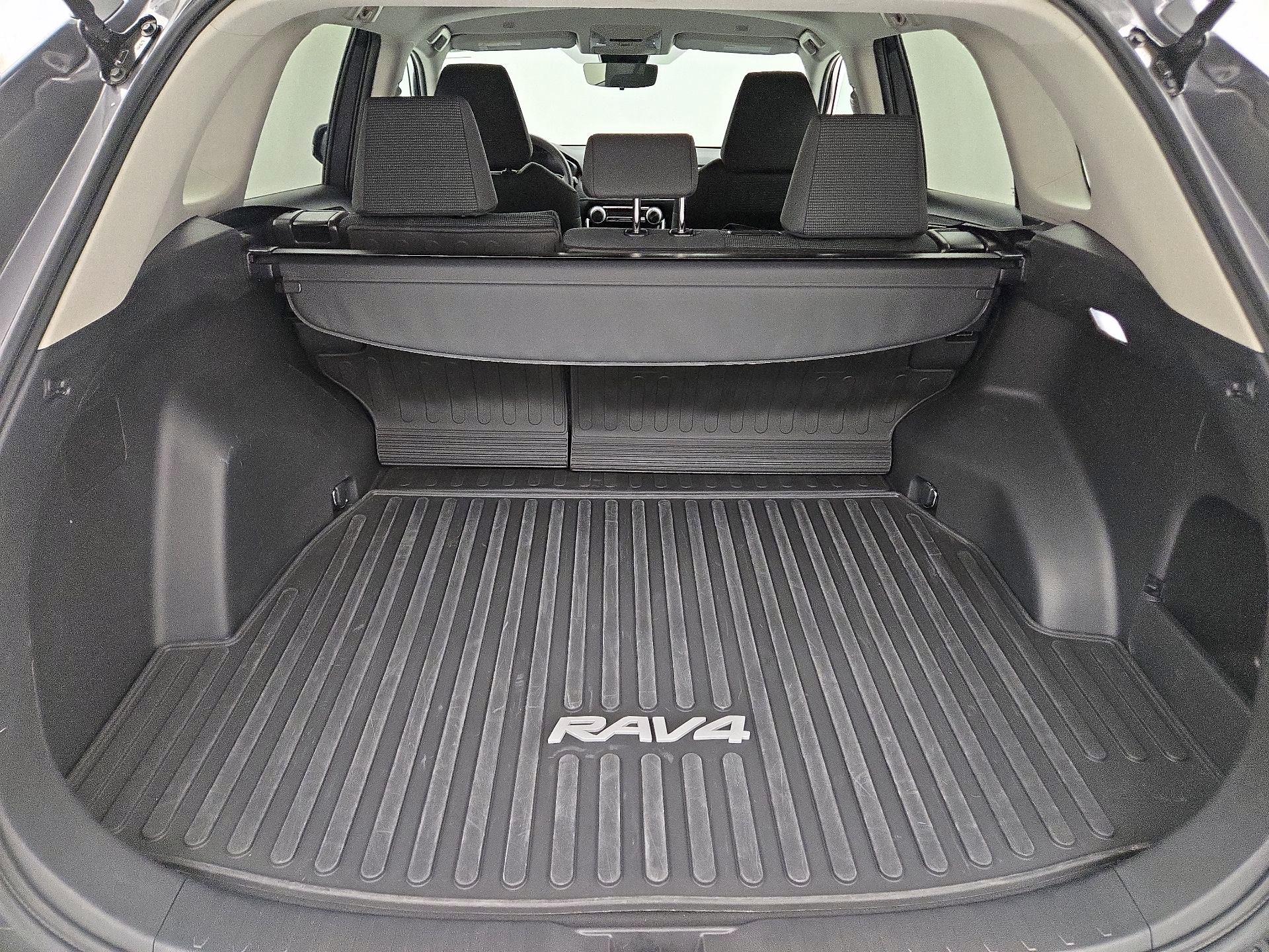 Thumbnail: 2025 Toyota RAV4 - 19