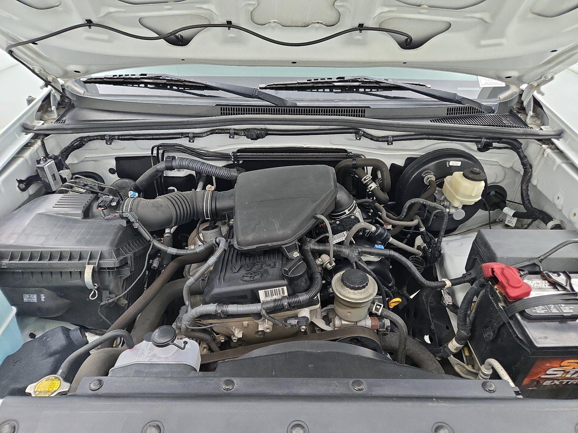 Thumbnail: 2015 Toyota Tacoma - 18