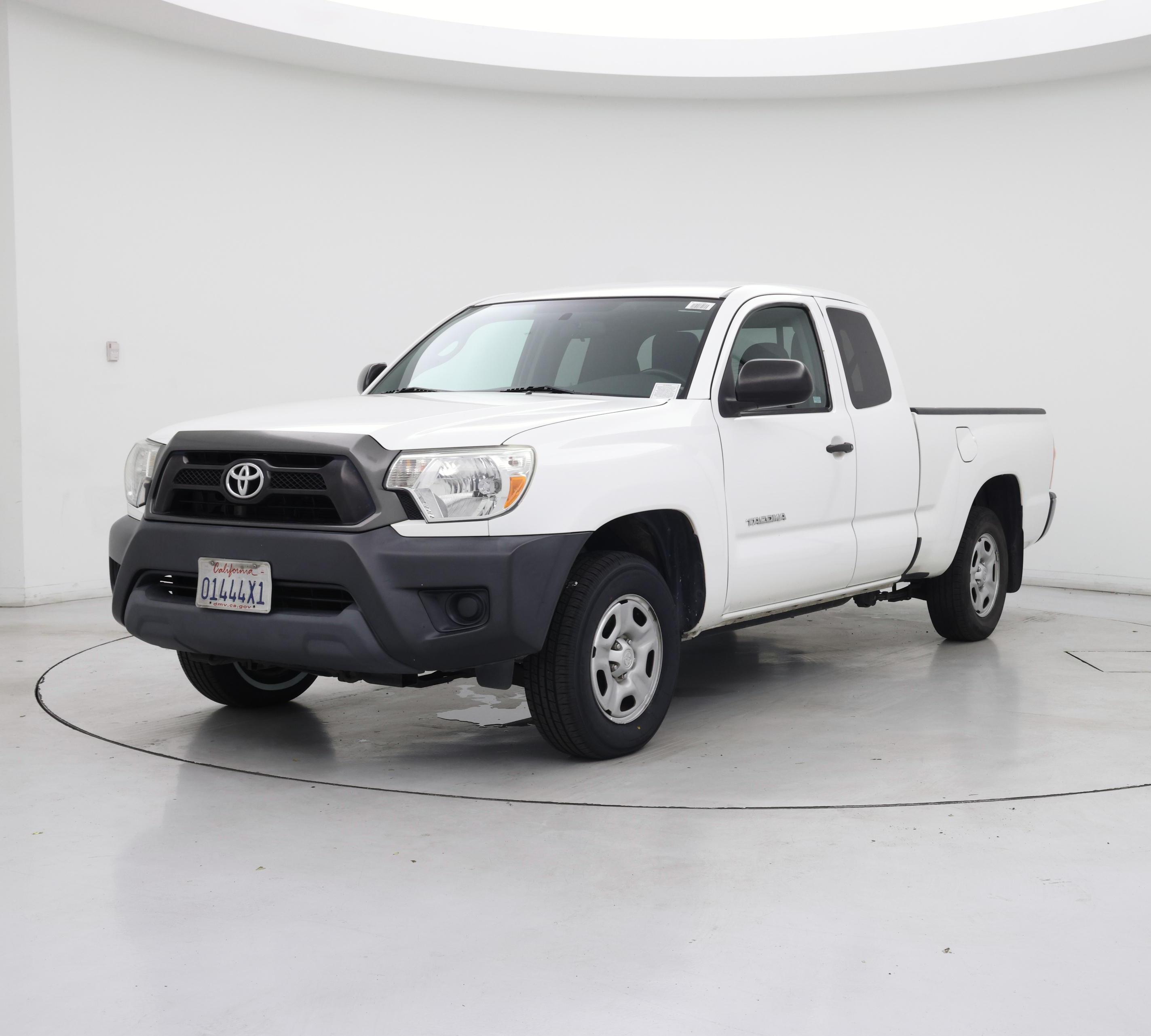 Thumbnail: 2015 Toyota Tacoma - 4
