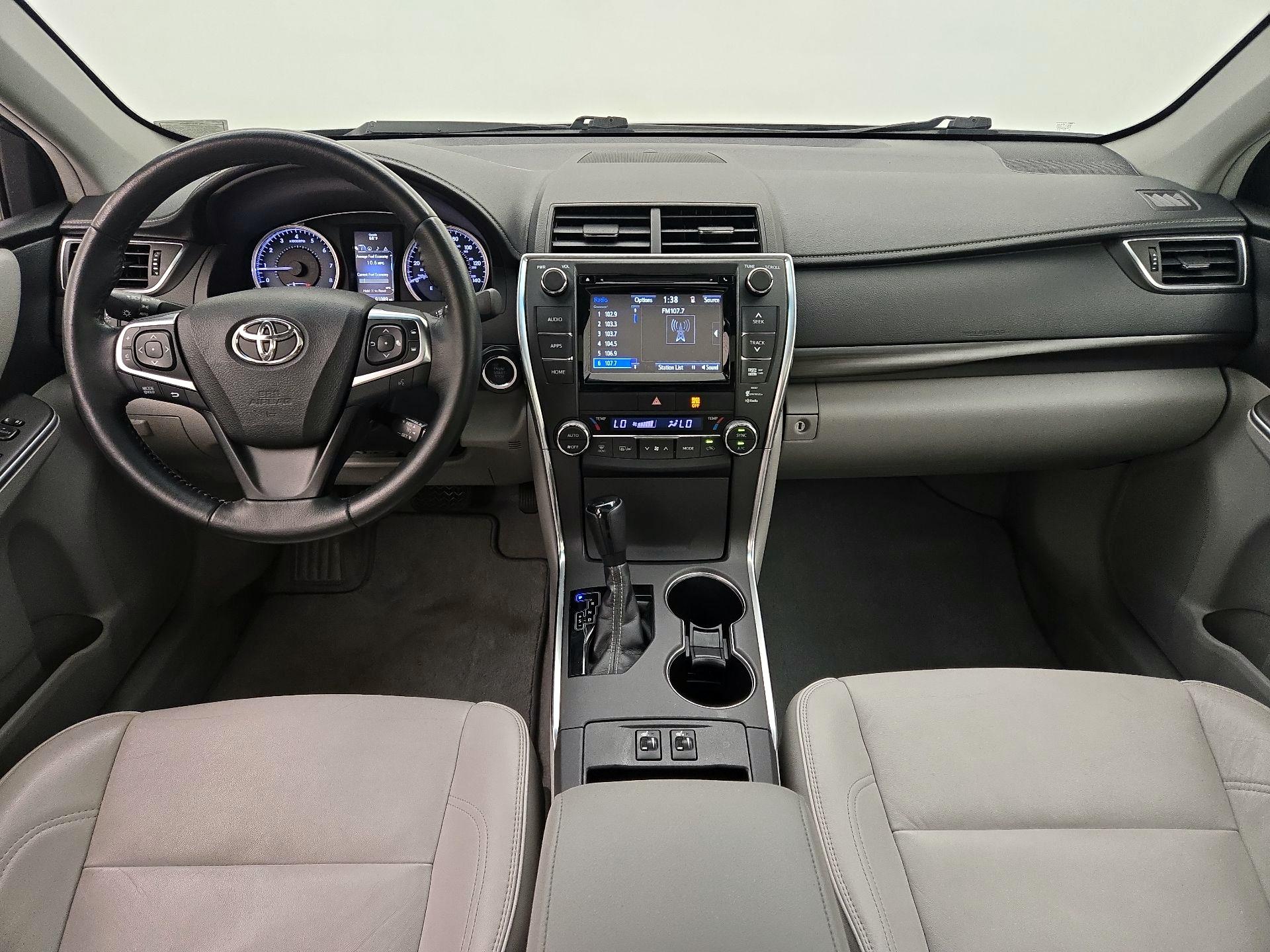 Thumbnail: 2015 Toyota Camry - 9