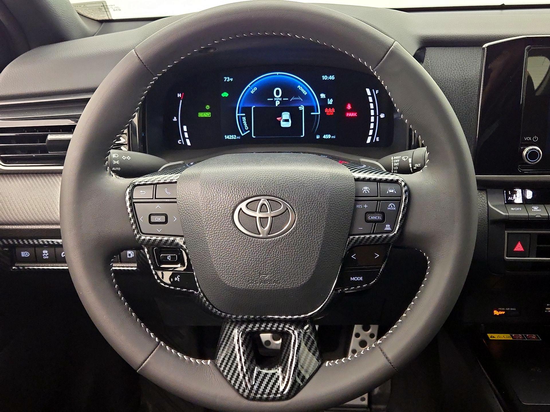 Thumbnail: 2025 Toyota Camry - 10