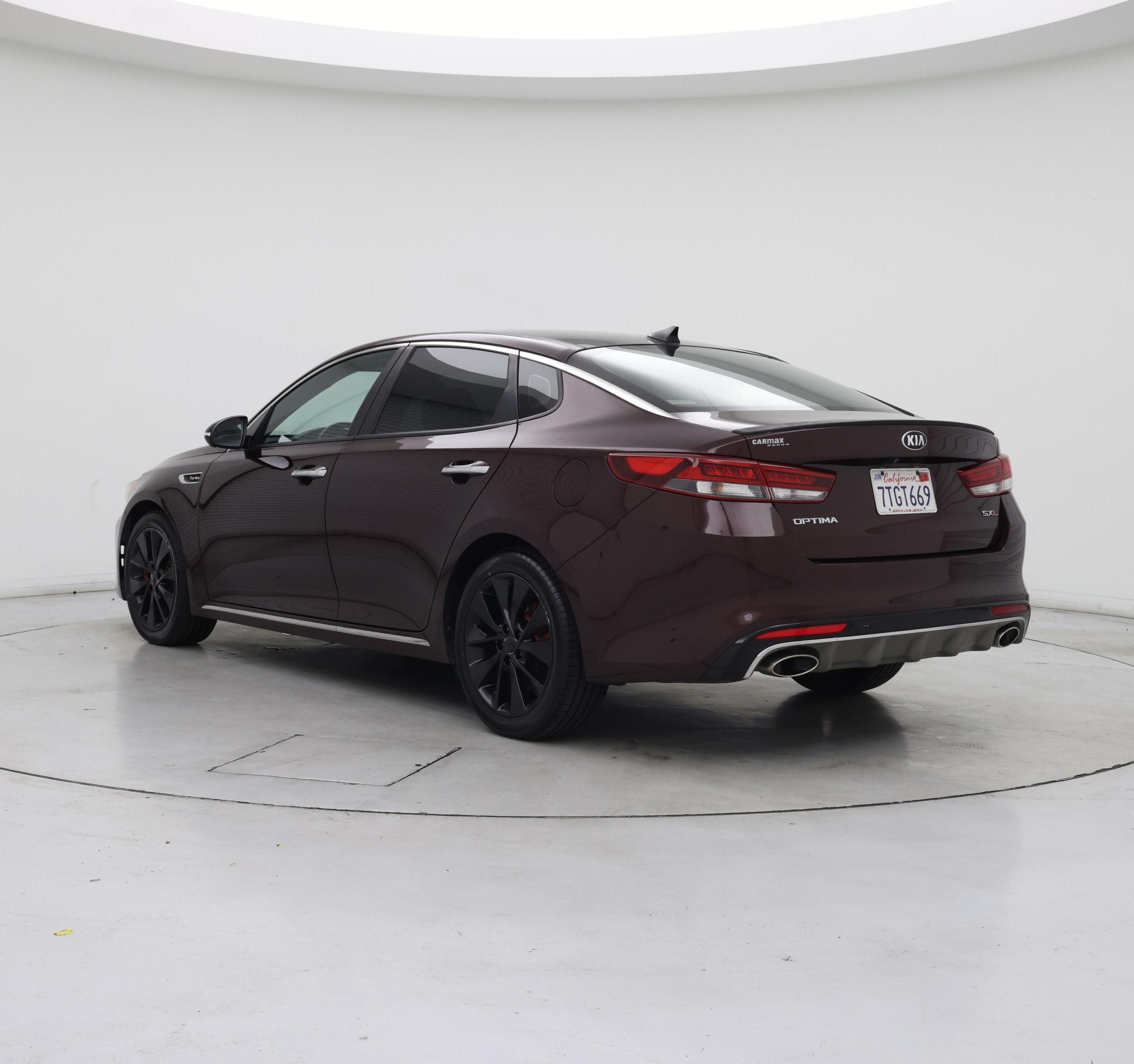 Thumbnail: 2016 Kia Optima - 2