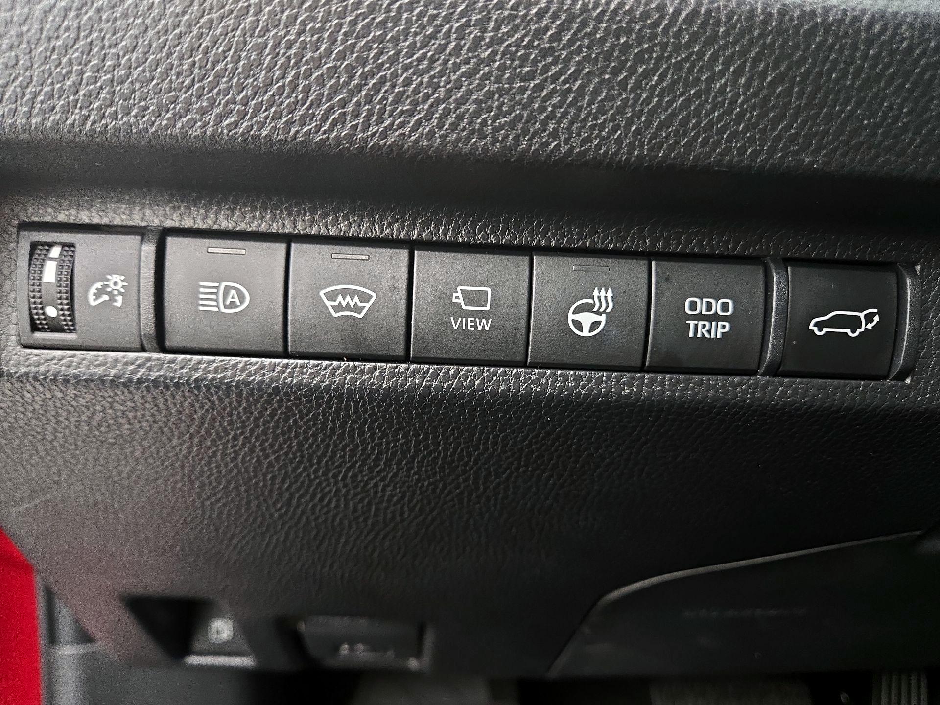 Thumbnail: 2023 Toyota RAV4 - 13
